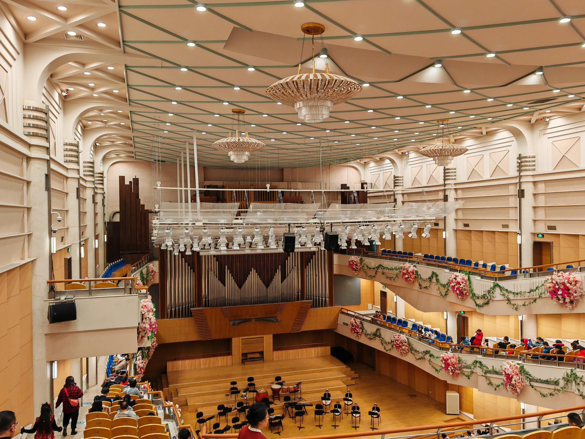 北京音乐厅比国家大剧院座位真是宽敞不少!