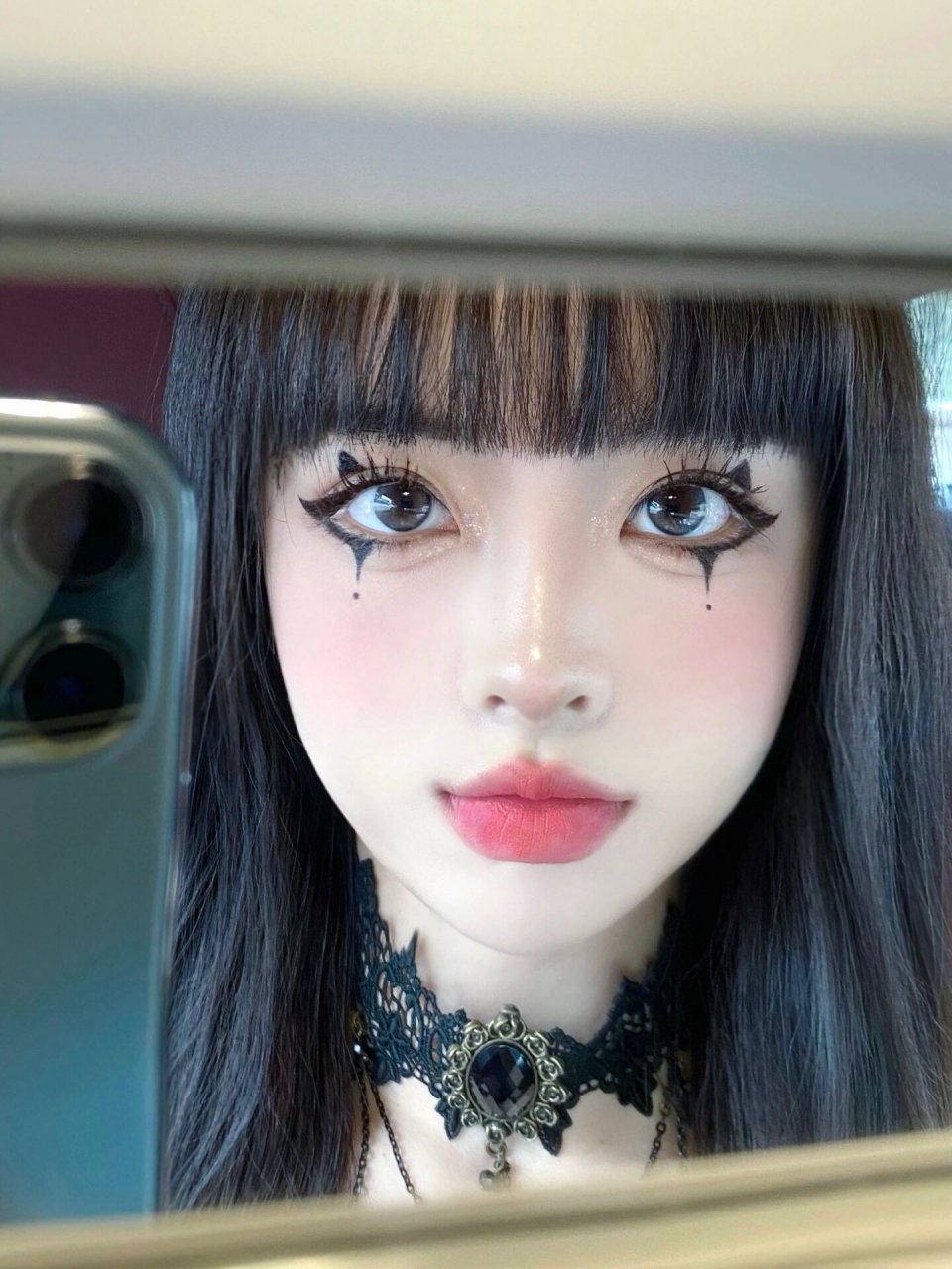 万圣节小恶魔妆99眼妆教程 去年的妆容!再发一遍 眼妆教程来咯