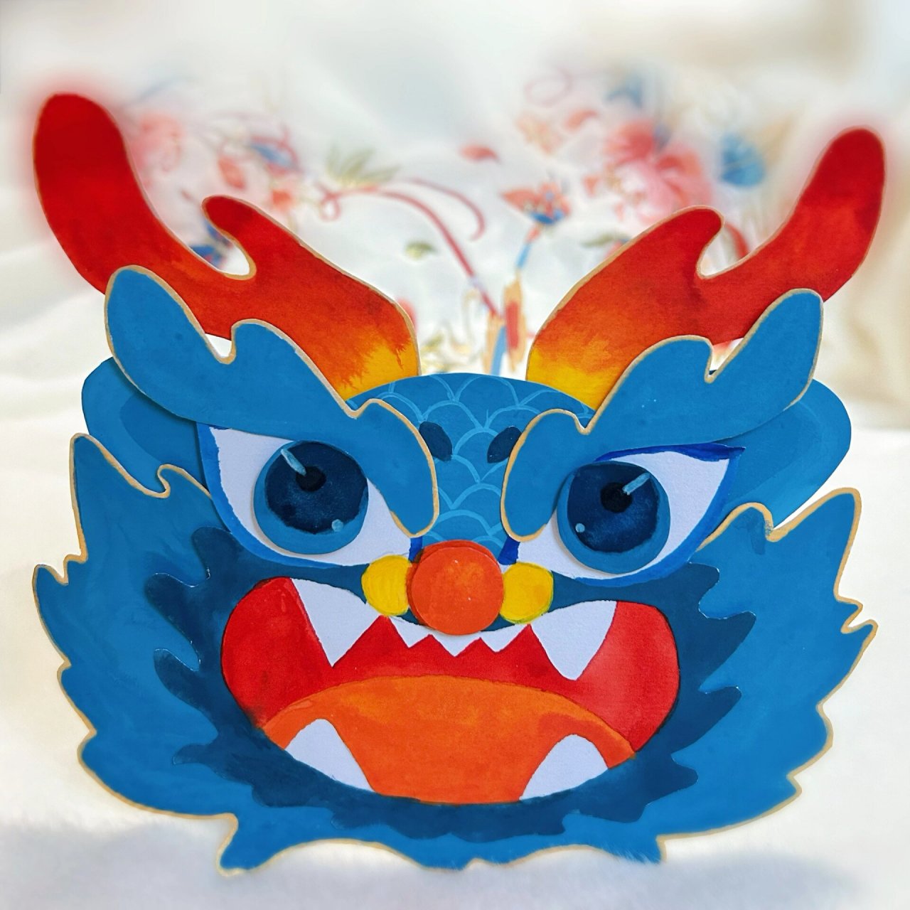 小学手工龙年头饰头套含手稿哦 圈圈是蛋糕送的生日帽,以后都得留着