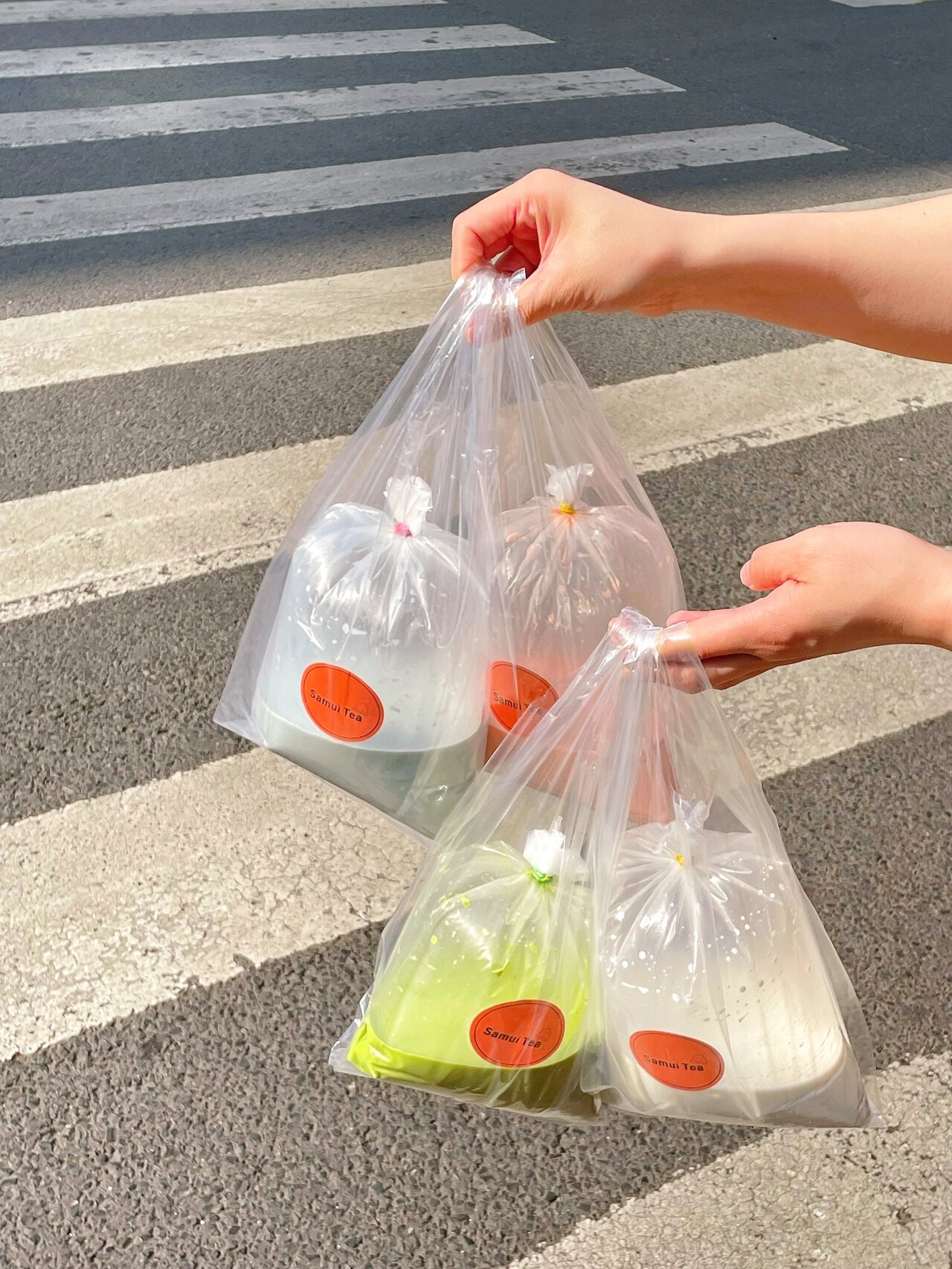 同款袋装手摇奶茶,太可爱了75 成都终于也有超97的手提泰式奶茶了