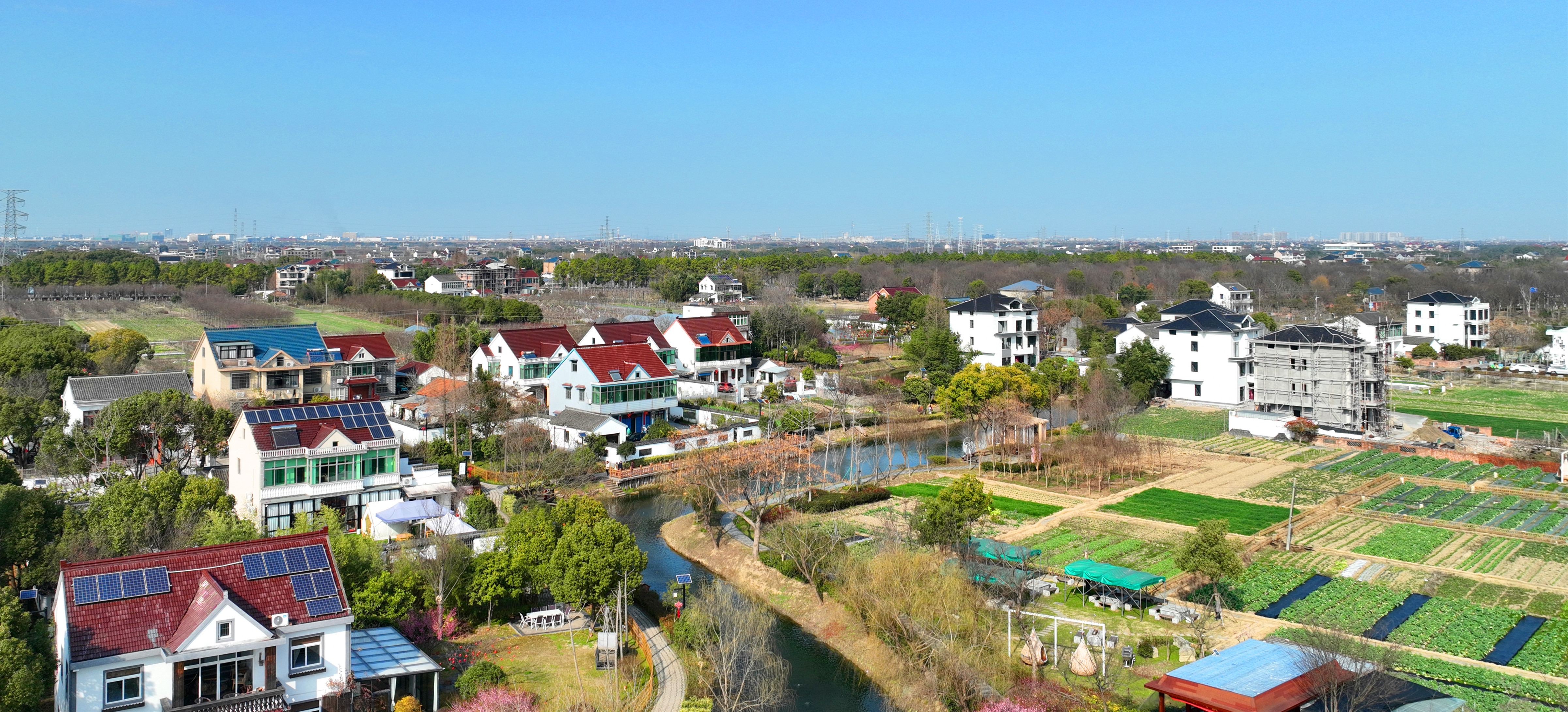嘉兴市南湖区凤桥镇联丰村,是浙江省著名的美丽乡村网红打卡地.