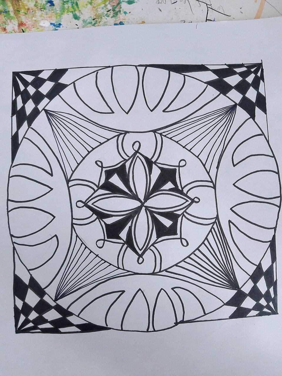 《对称图形》创意画