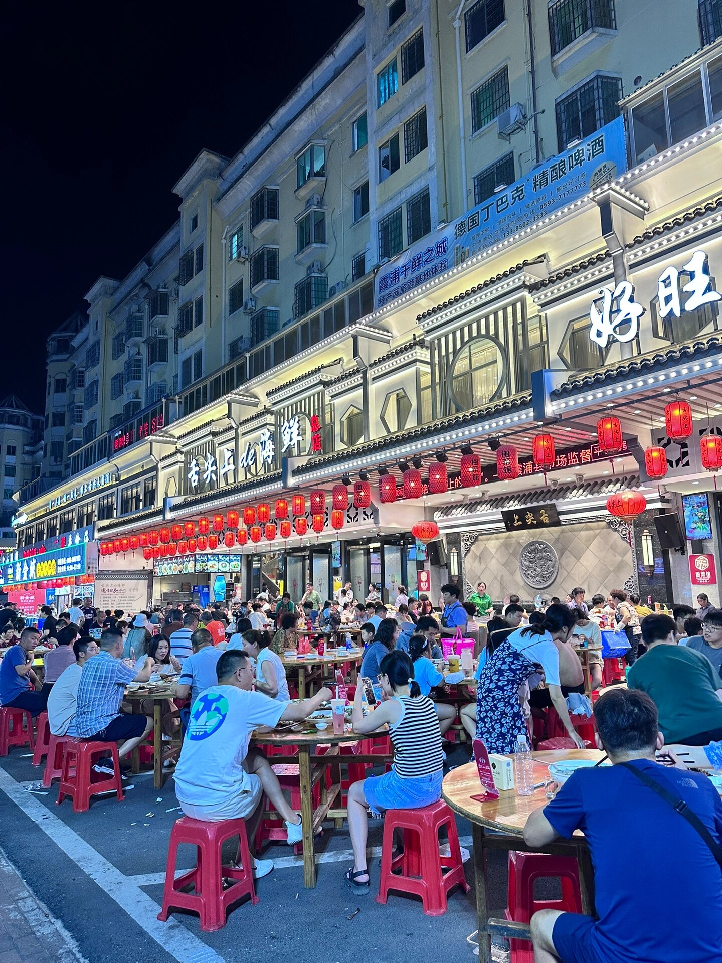 霞浦海鲜大排档一条街图片