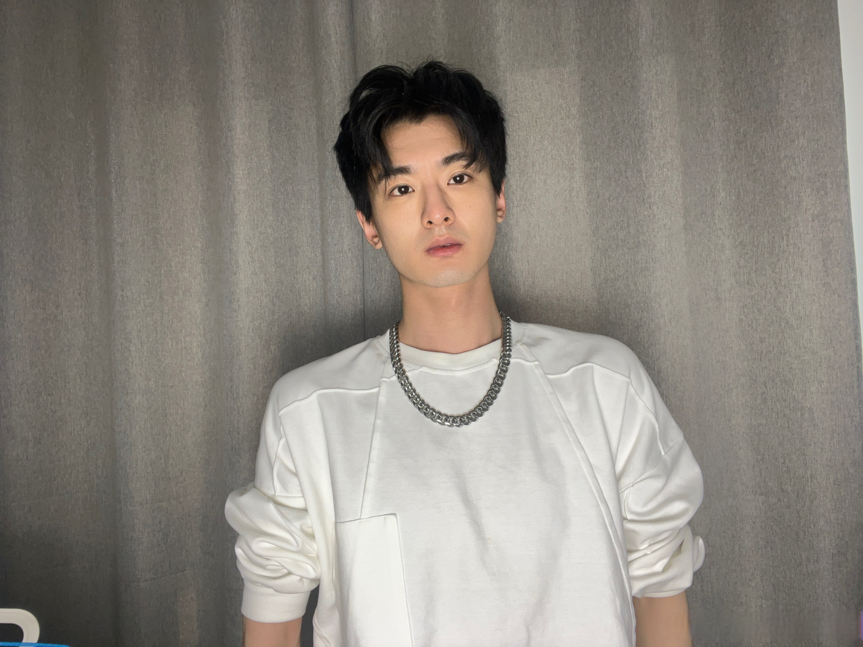 王泽轩# 脖子疼,带项链带的[喵喵]