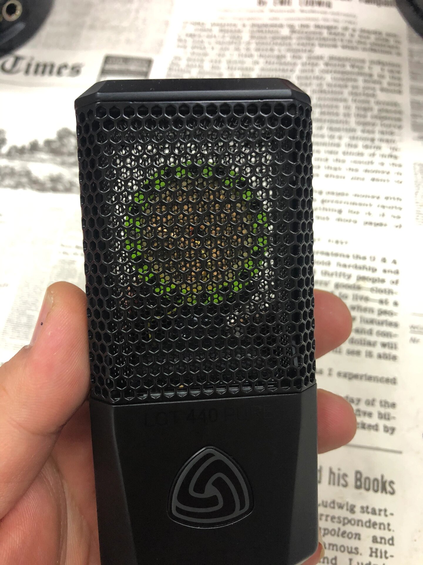 莱维特440pure怎样区分真假? 1.