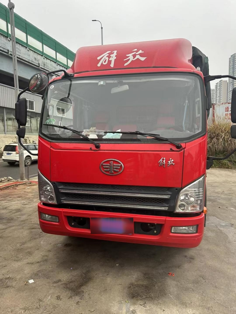 最新到店上户4个月准新车  解放虎vh重载版  搭载大柴170匹马力