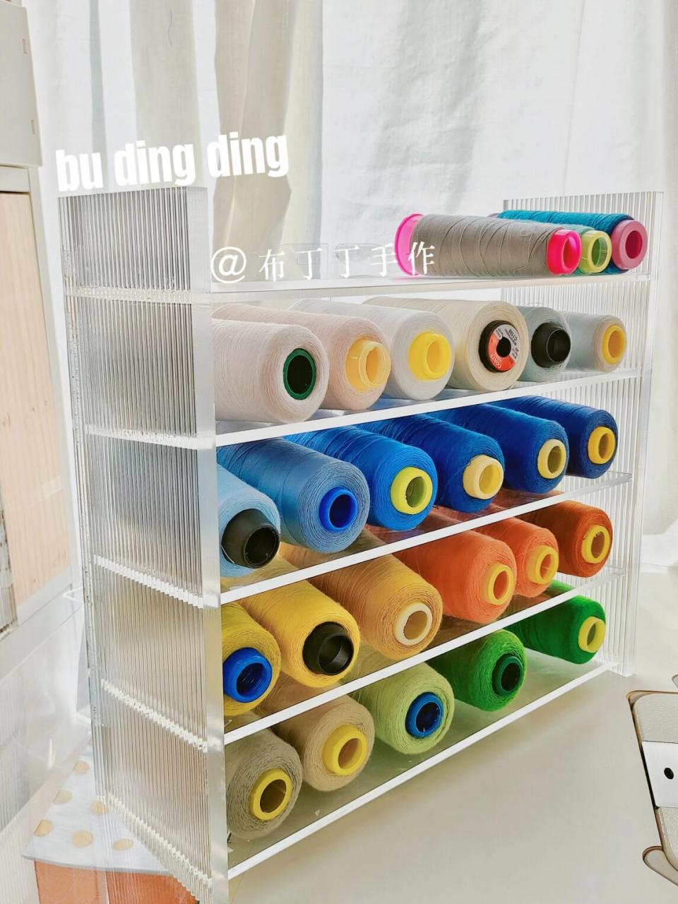 手工做了大概有十年了,缝纫线收纳一直是我头疼的一个问题.