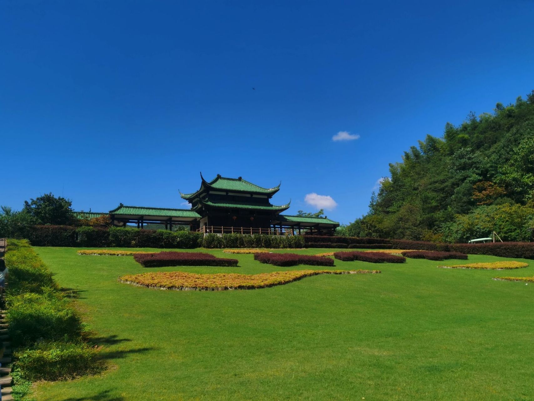 宜兴竹海风景区    门票:提前一天在美团买的门票70元/人(门口购买80