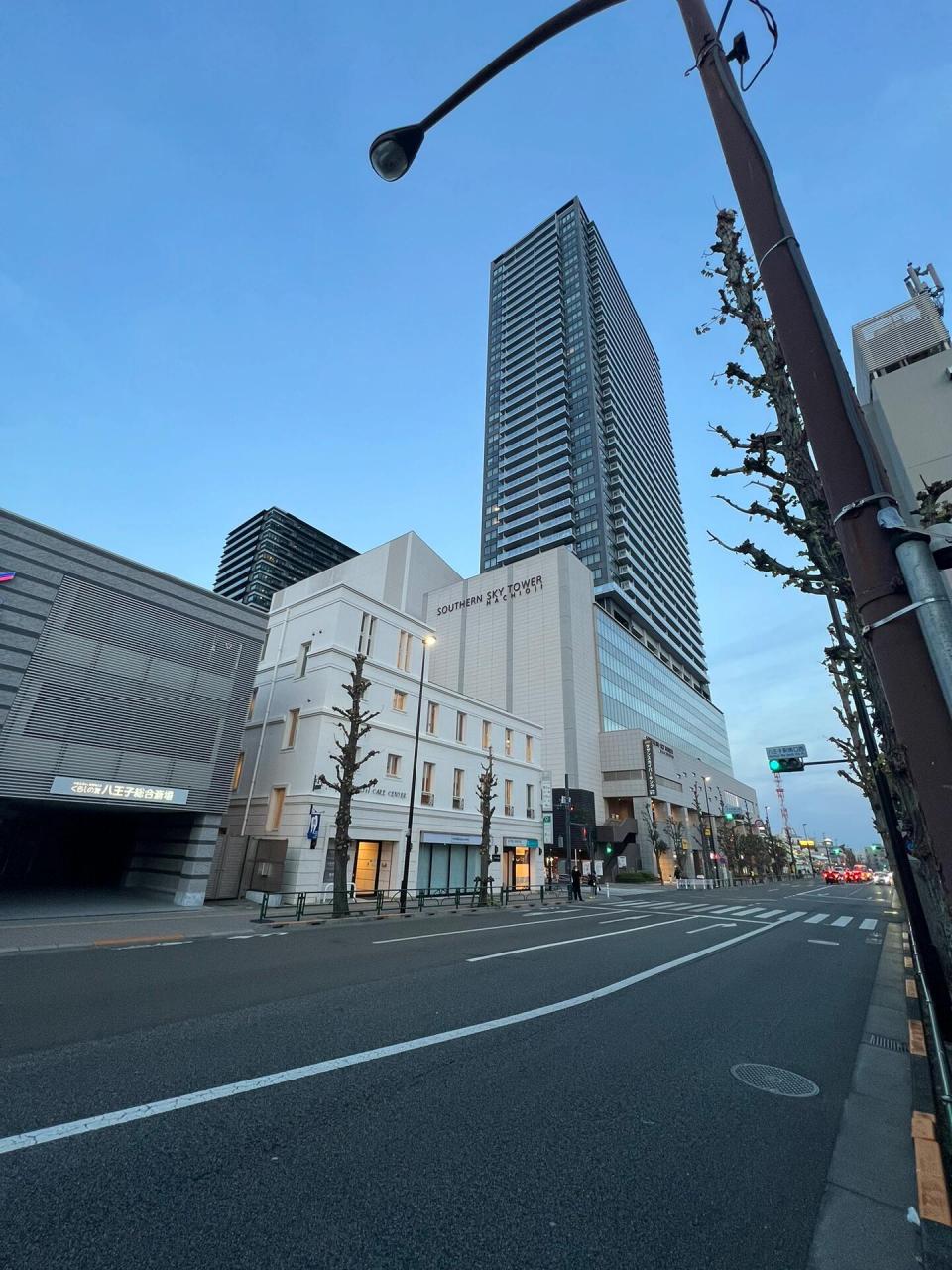 东京都八王子市駅,手机拍摄9815修正!