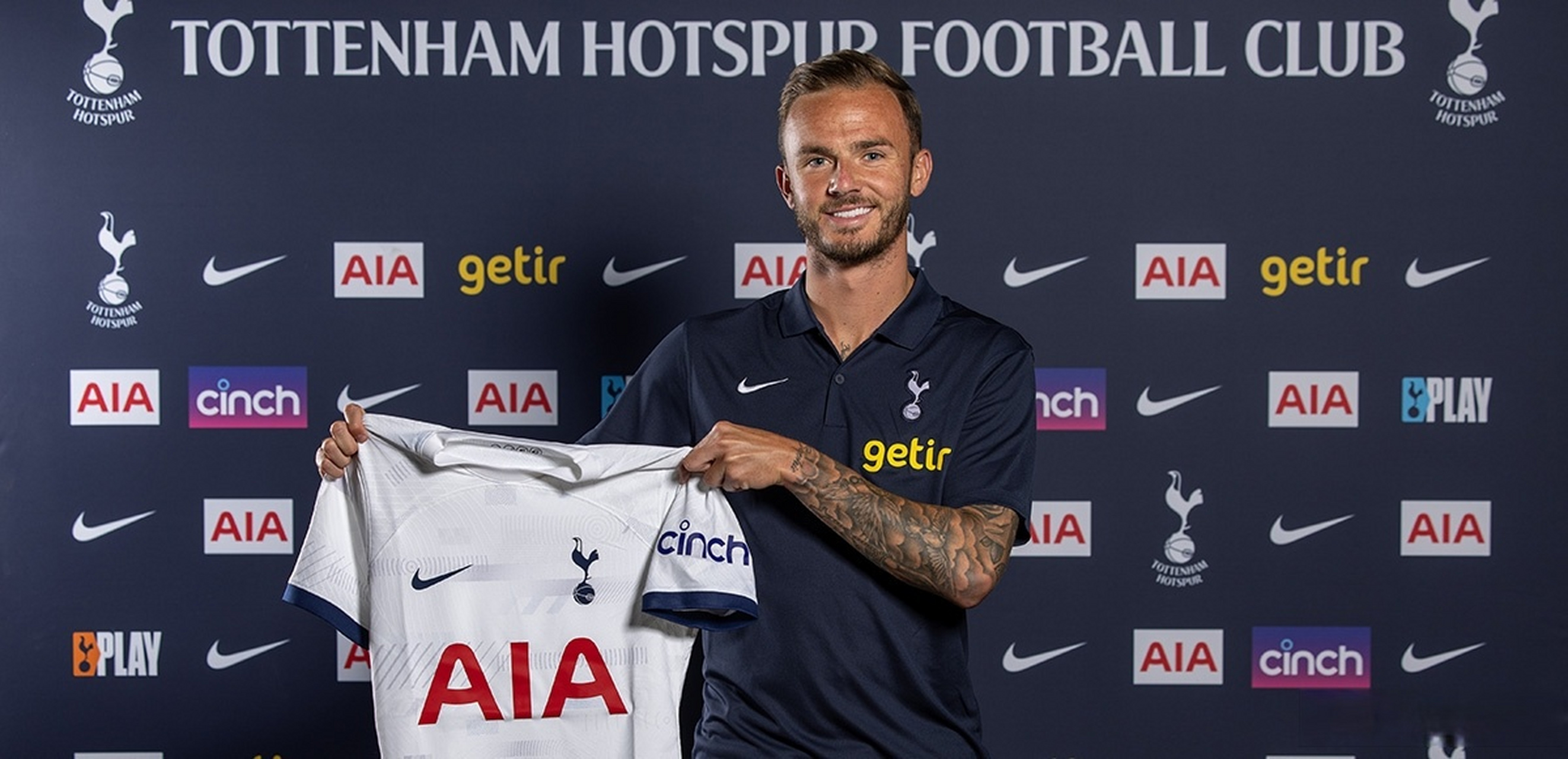 北京时间6月29日,热刺官方宣布,莱斯特城中场麦迪逊加盟球队,双方签约