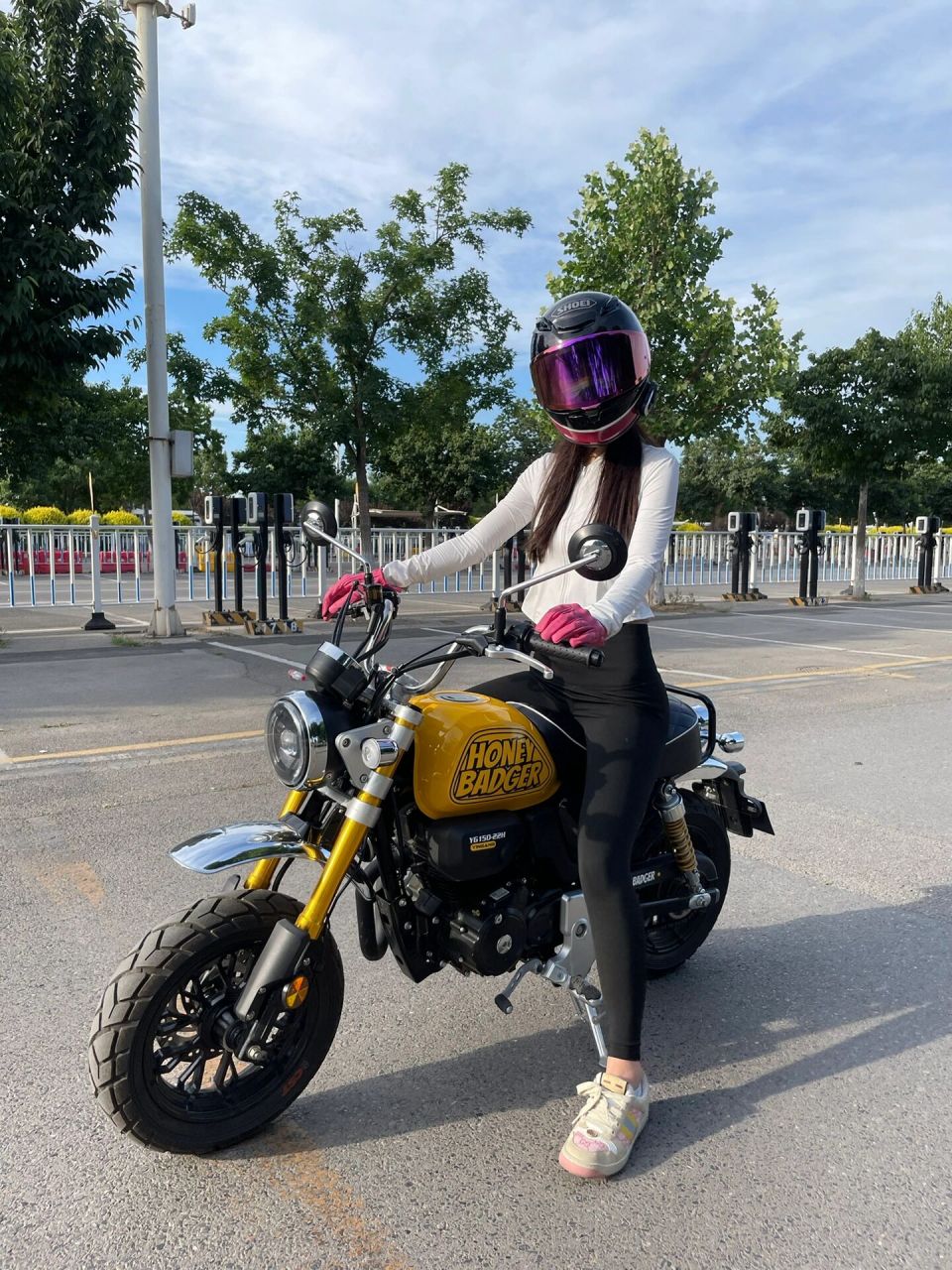 身高150女生推荐机车·银钢蜜獾 这辆银钢的"小猴子" 150cc排量 售价