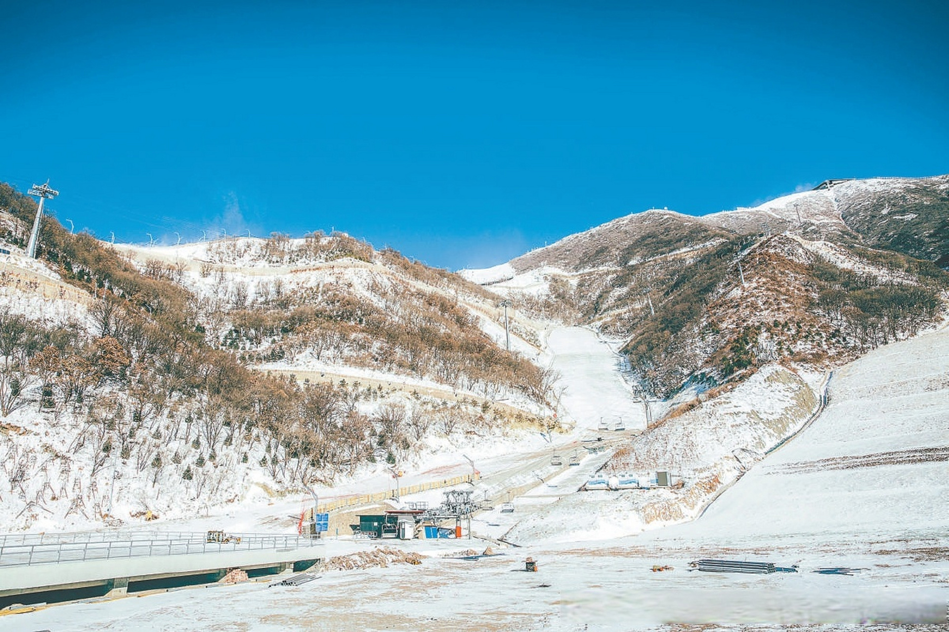 国家高山滑雪中心依托图片