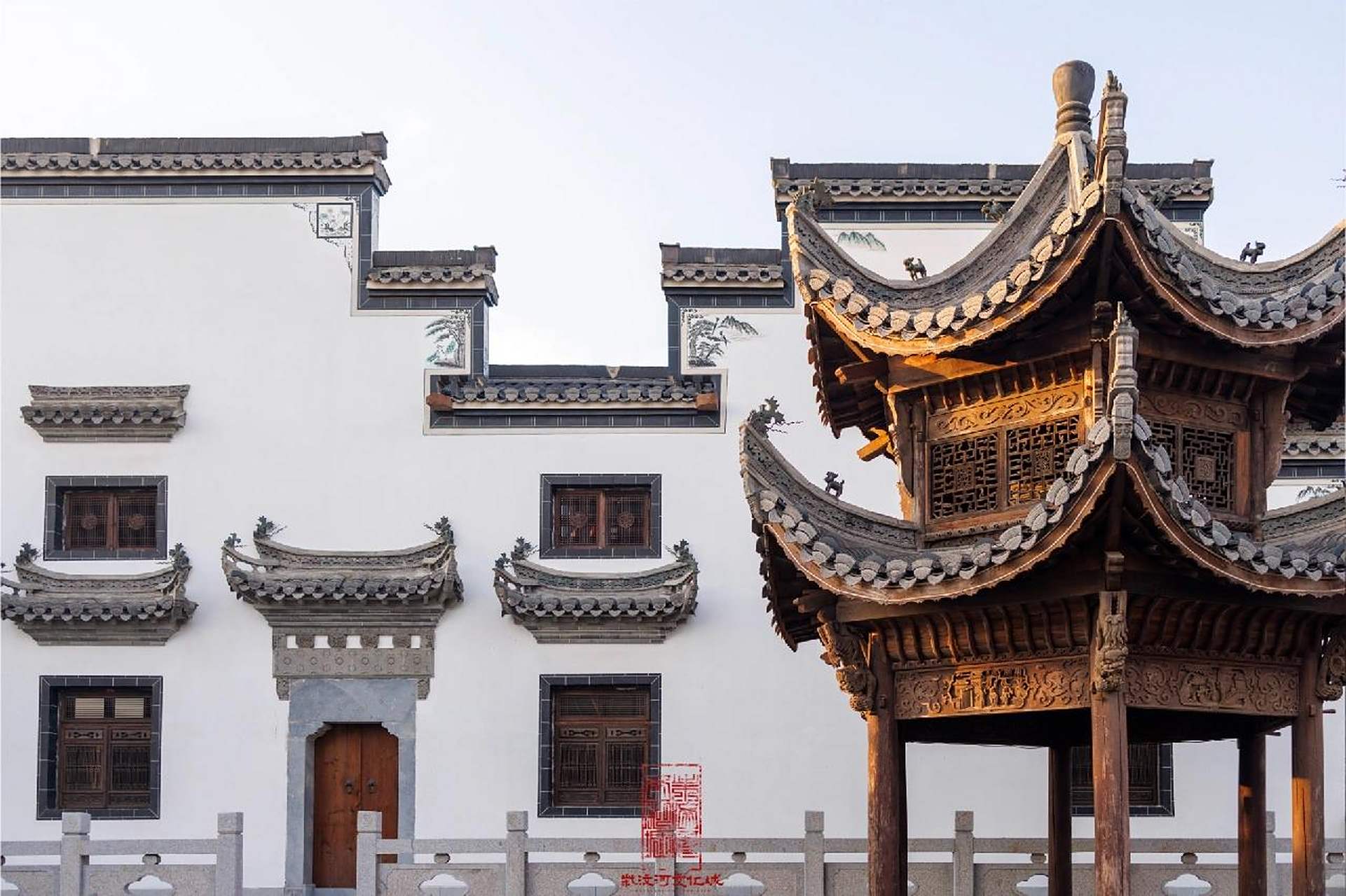 【古建筑之美——马头墙】 马头墙,是传统徽派建筑的重要组成部分