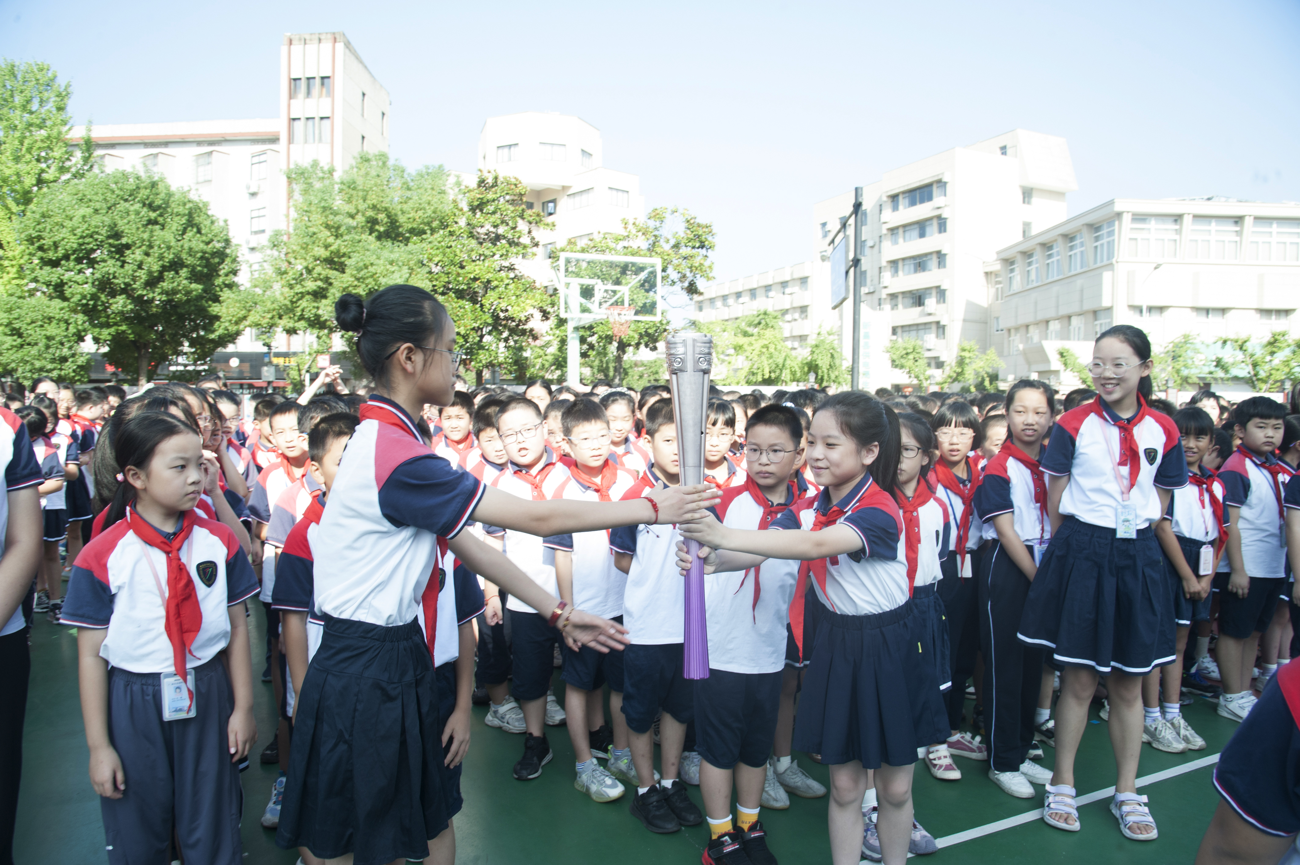 潮闻小记者#新昌县南明小学三(3)中队 章晋晨指导老师:陈芳 薪火