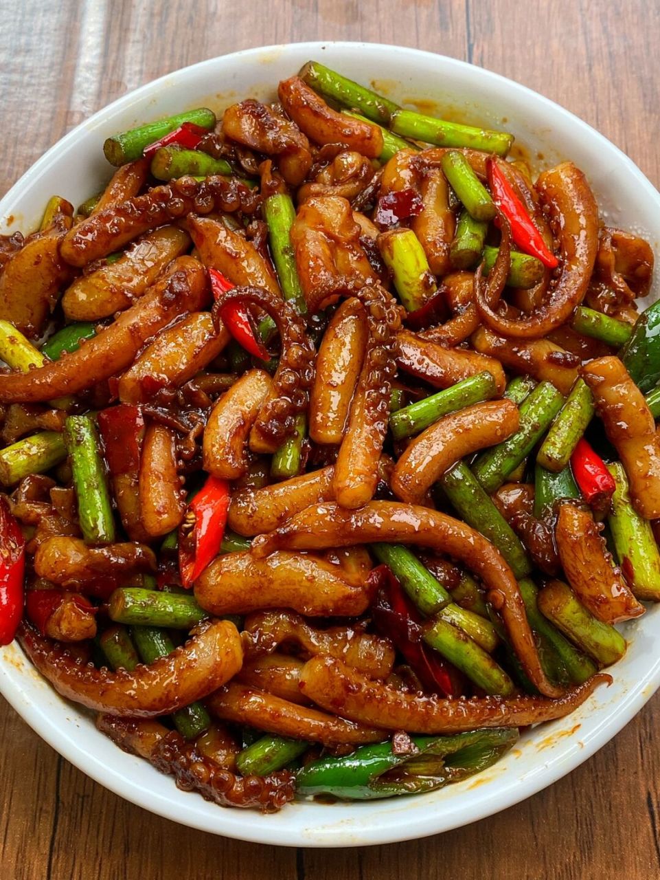 #我的宅家美食日记# #笔记灵感# #家常菜# #蒜苔炒鱿鱼#