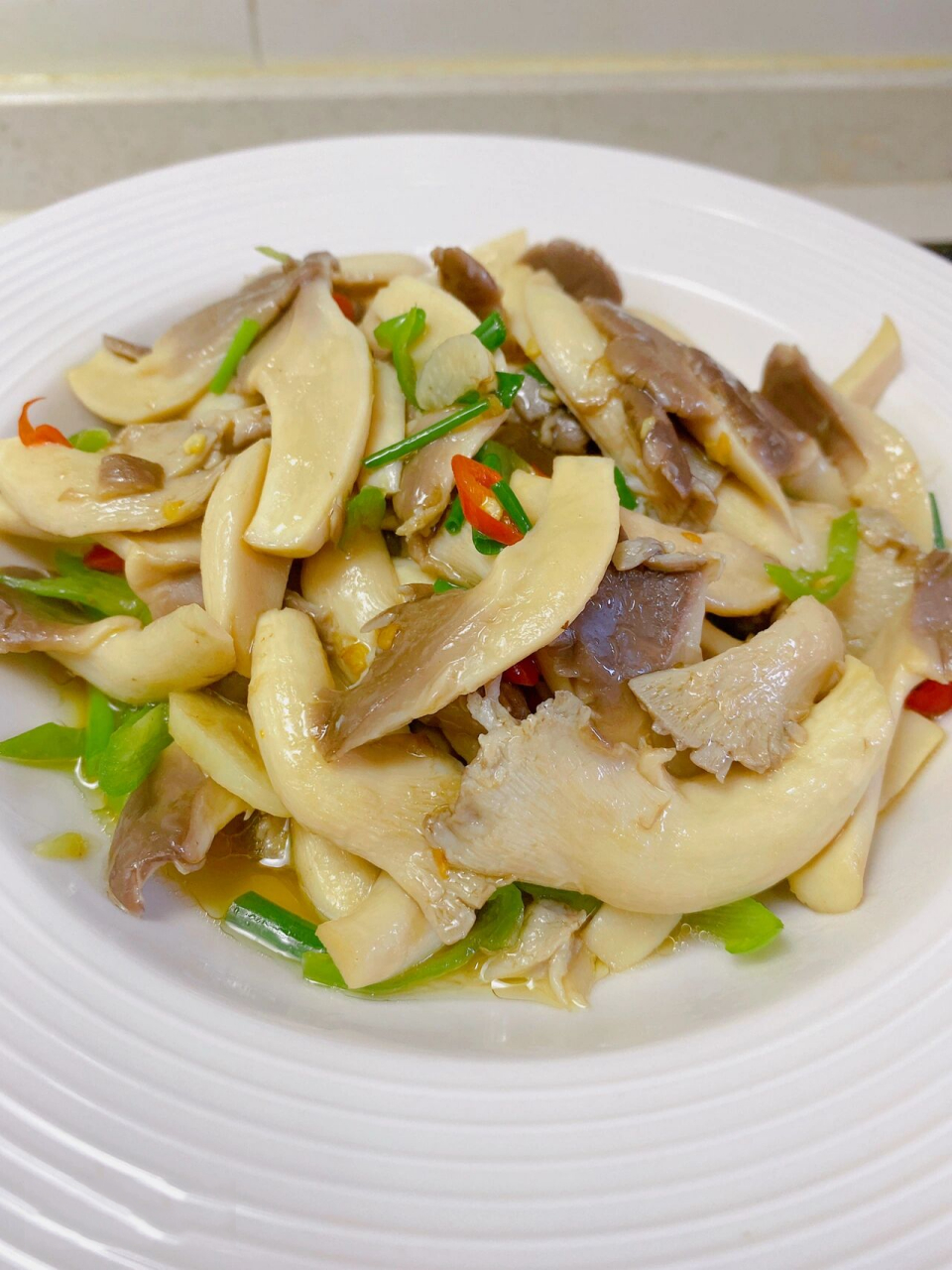 97给肉都不换7515超鲜超好吃的-清炒秀珍菇