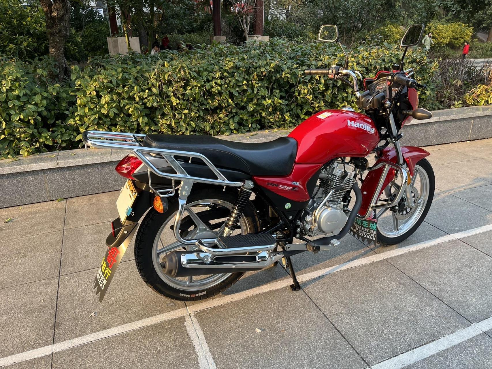 新到店:2021年10月上牌,豪爵dm125t -23a电喷发动机,极品车况,货源