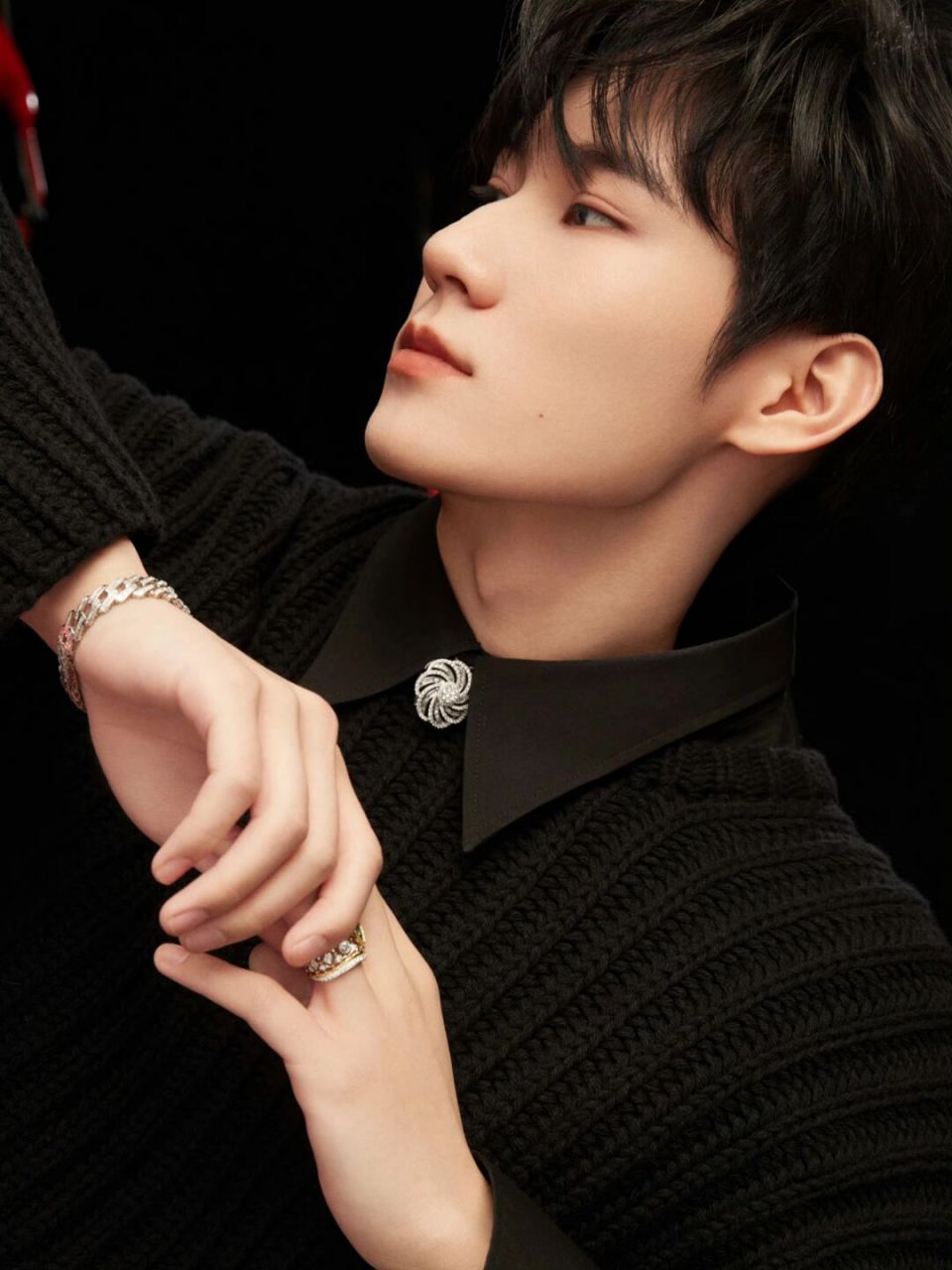 20岁就要大胆一点[舔屏][舔屏][舔屏]#tnt时代少年团# #张真源##腹肌