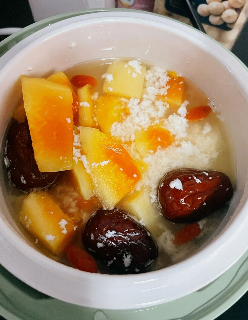 催奶汤之木瓜炖牛奶木瓜炖牛奶之炖成豆腐渣 姐妹们看过来 我想给我