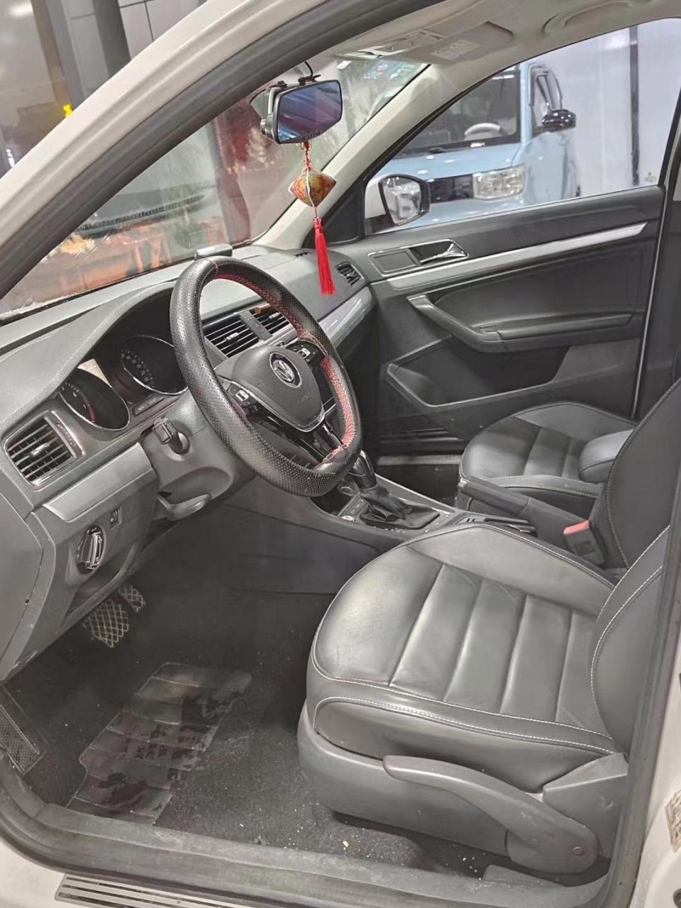 18年大众朗行,私家车6万多公里数排量1.2t.