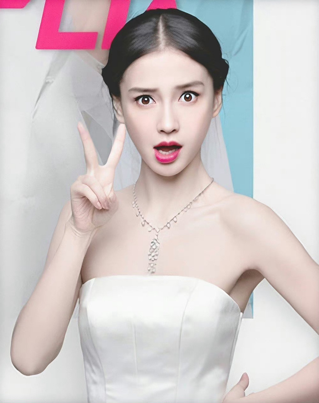 95 #杨颖# 今天也是我们与何静宝宝相遇的第八年哦7099 大家还