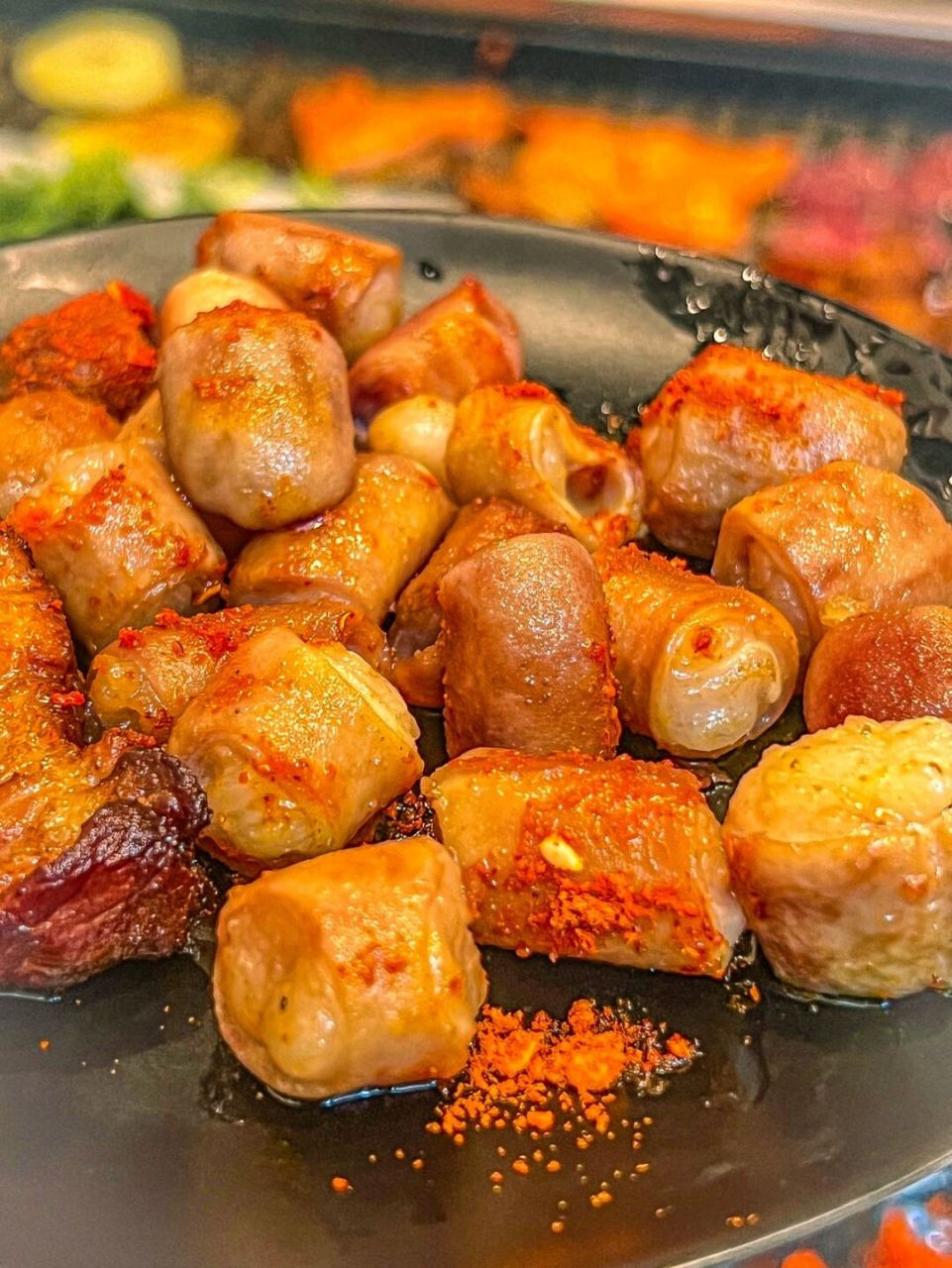 贵州烤小肠真的绝了!自从嘉兴开后 已经连续吃了10次! 外皮烤的焦黄 