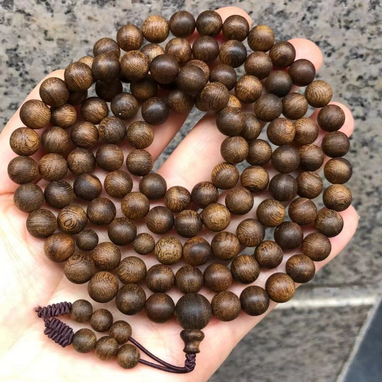 菩萨棋沉香佛珠念珠 规格8mm*108颗 重29.