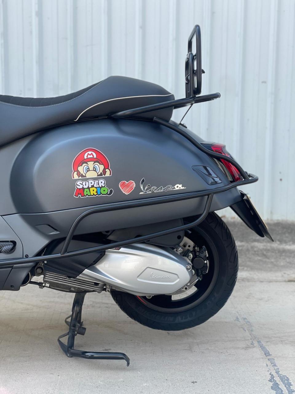 23年维斯帕vespa6日限量版.