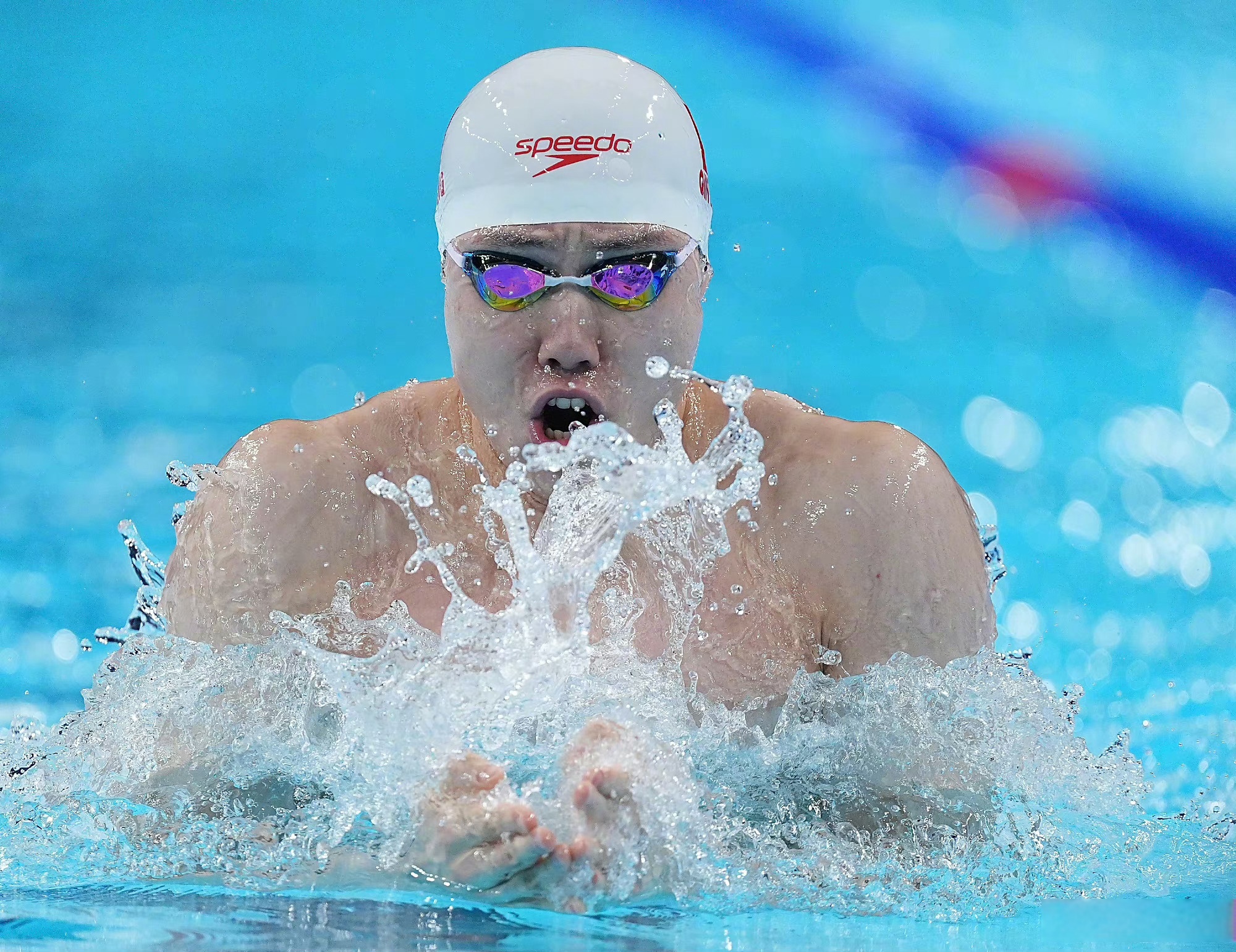 米兰网址-“水上运动会：艇手们搅动水面，争创佳绩！”