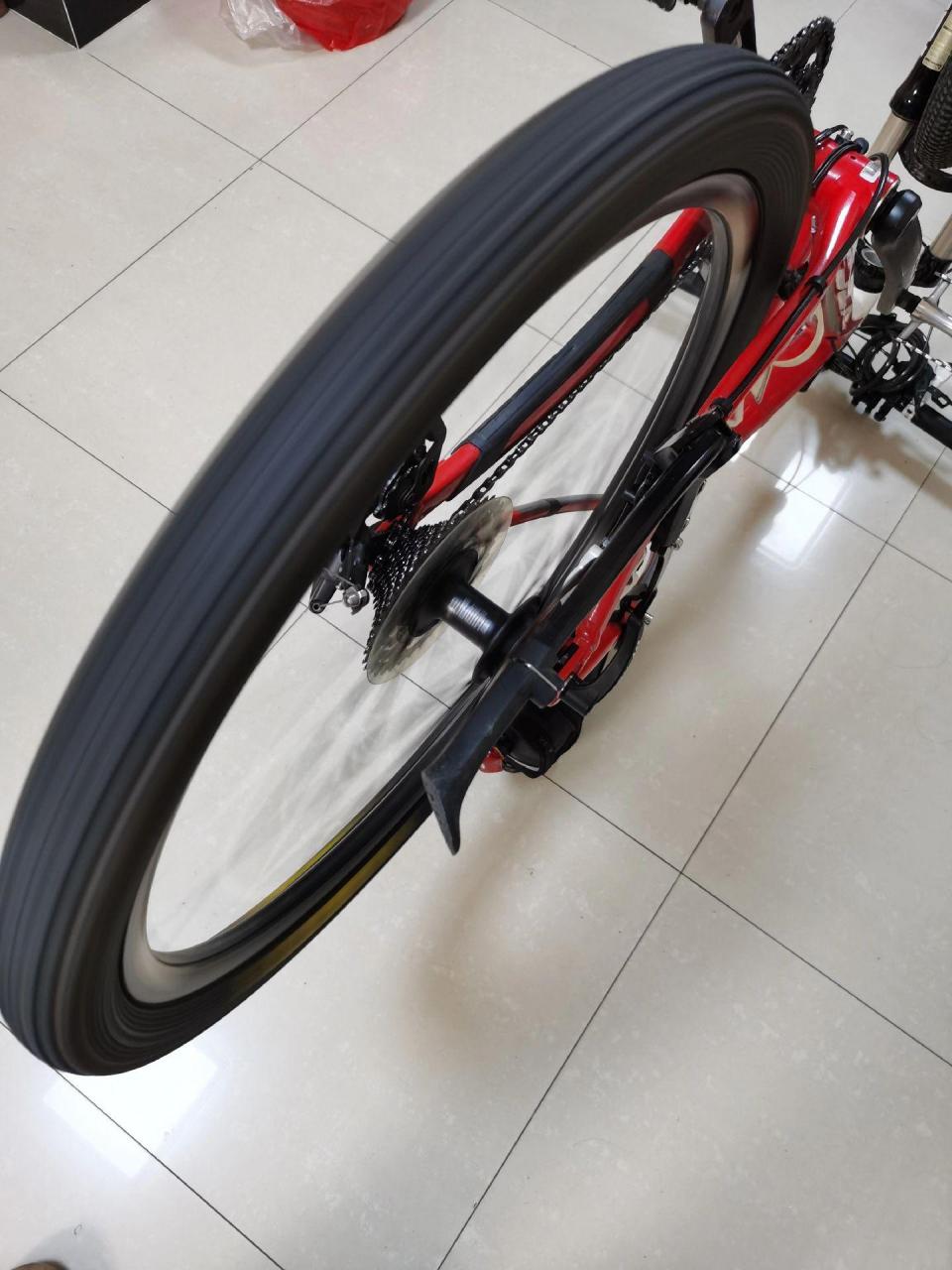 错怪了自行车大厂,原来这款塔基三个棘爪槽是不对称设计,只安装两个