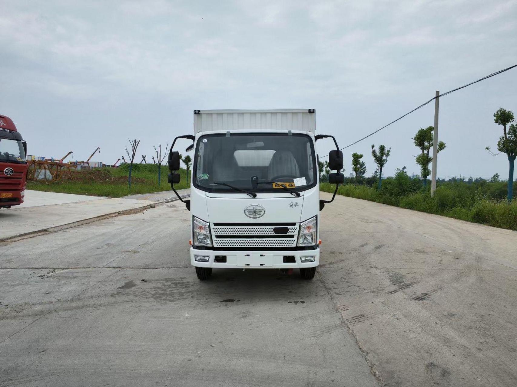 解放蓝牌2人座车型 目前国内 最大马力的蓝牌气瓶车—解放虎vr 价格