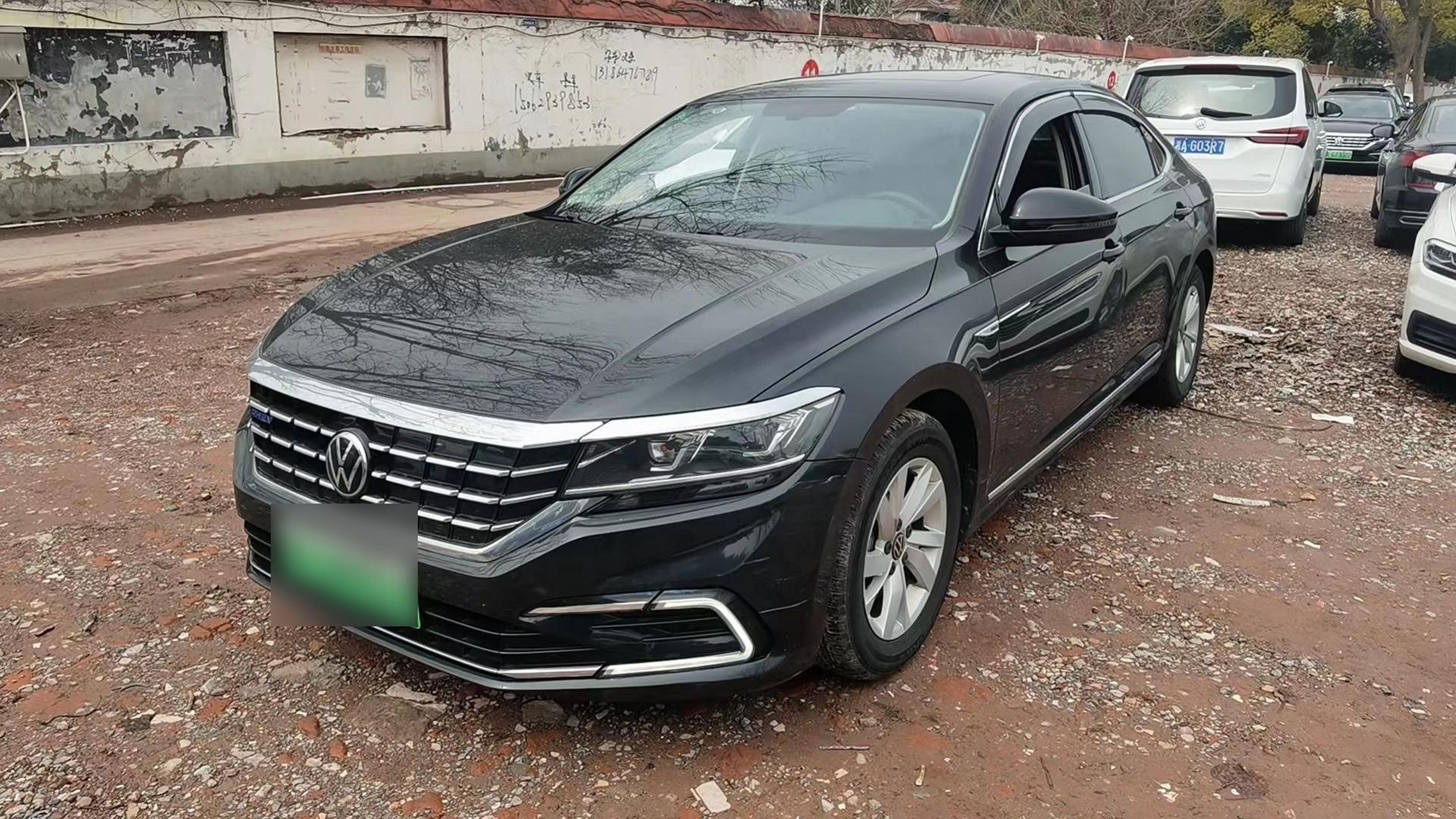 车型:2021款 帕萨特新能源 430phev 混动政采版c6 颜色:黑色 公里数