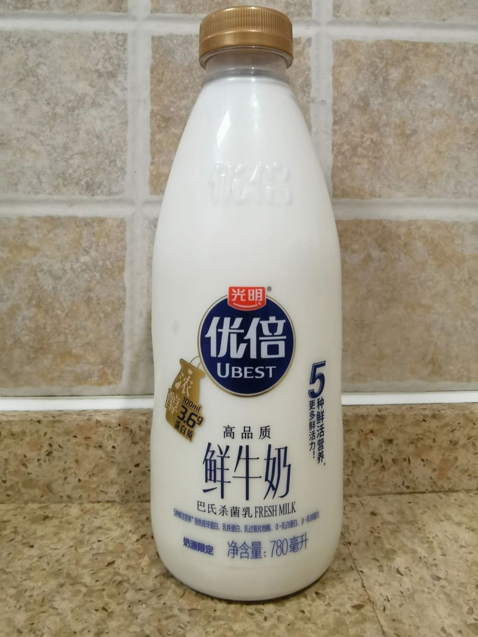 前段时间超市发现这批780ml塑料瓶装的优倍浓醇,也同样是巴氏杀菌乳