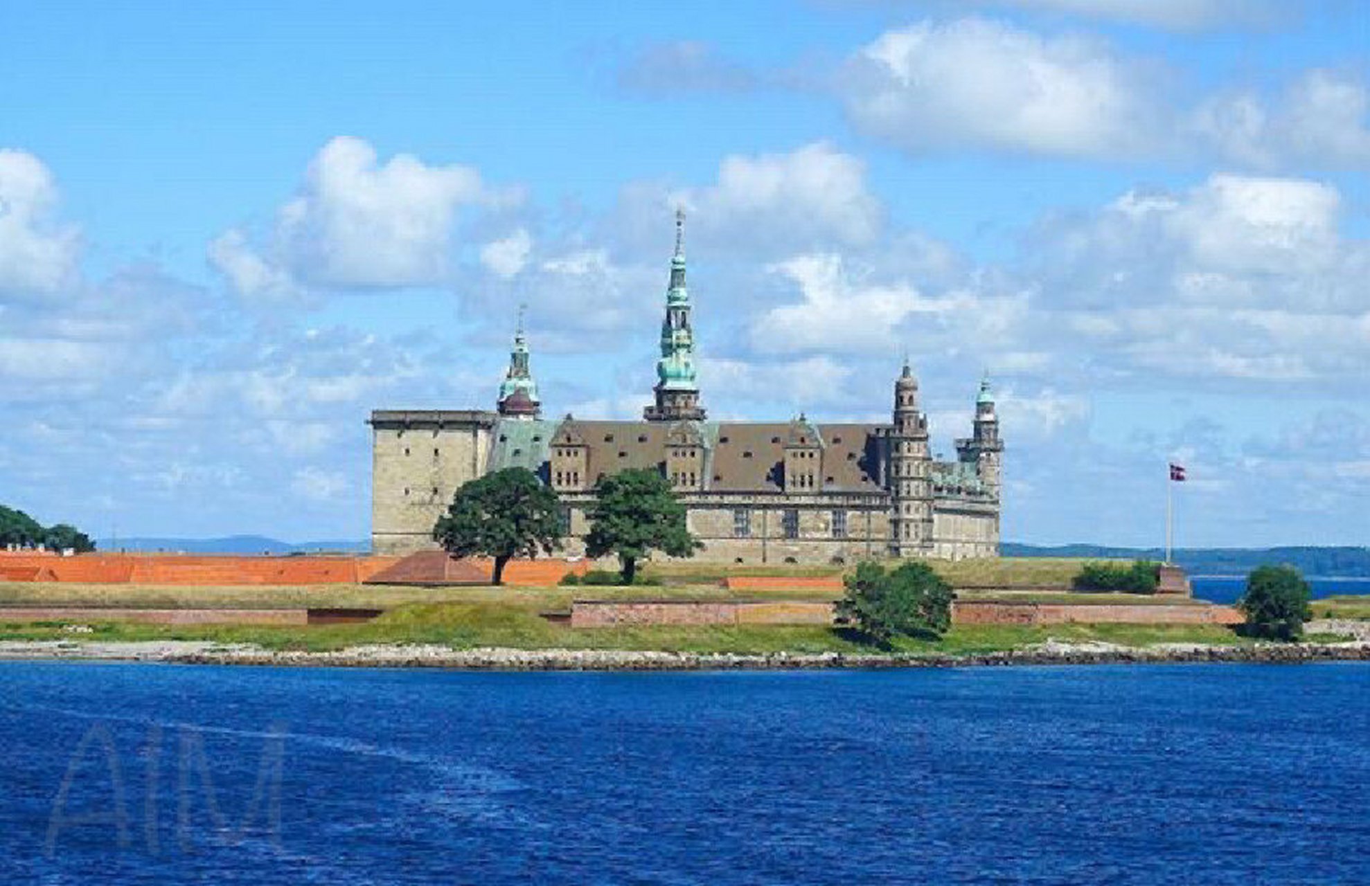 西兰岛包括哥本哈根,洛斯基勒,北西兰岛等城镇.