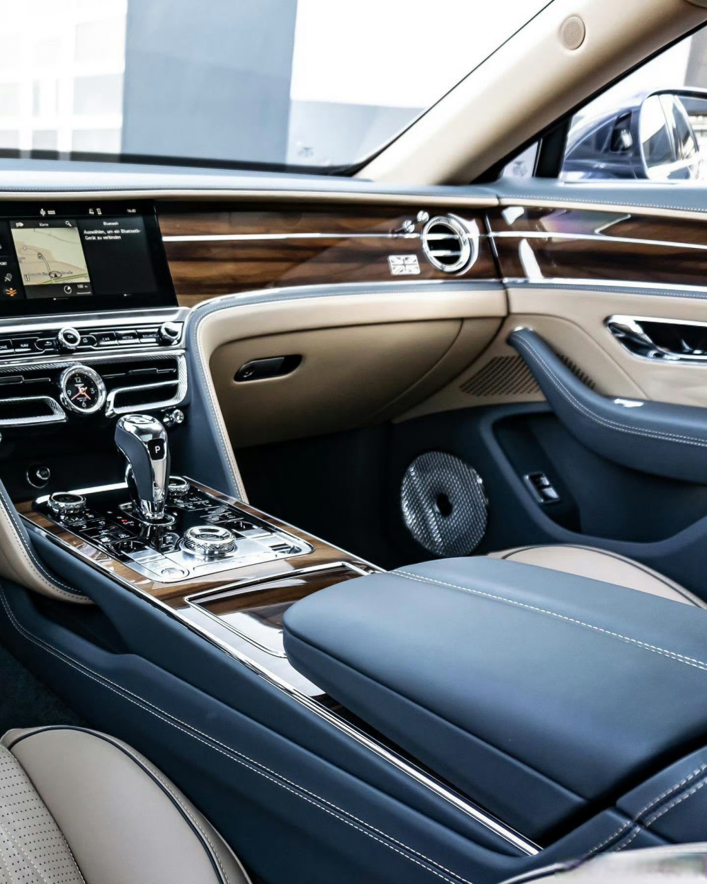 宾利 flying spur w12 first edition!#豪车超跑