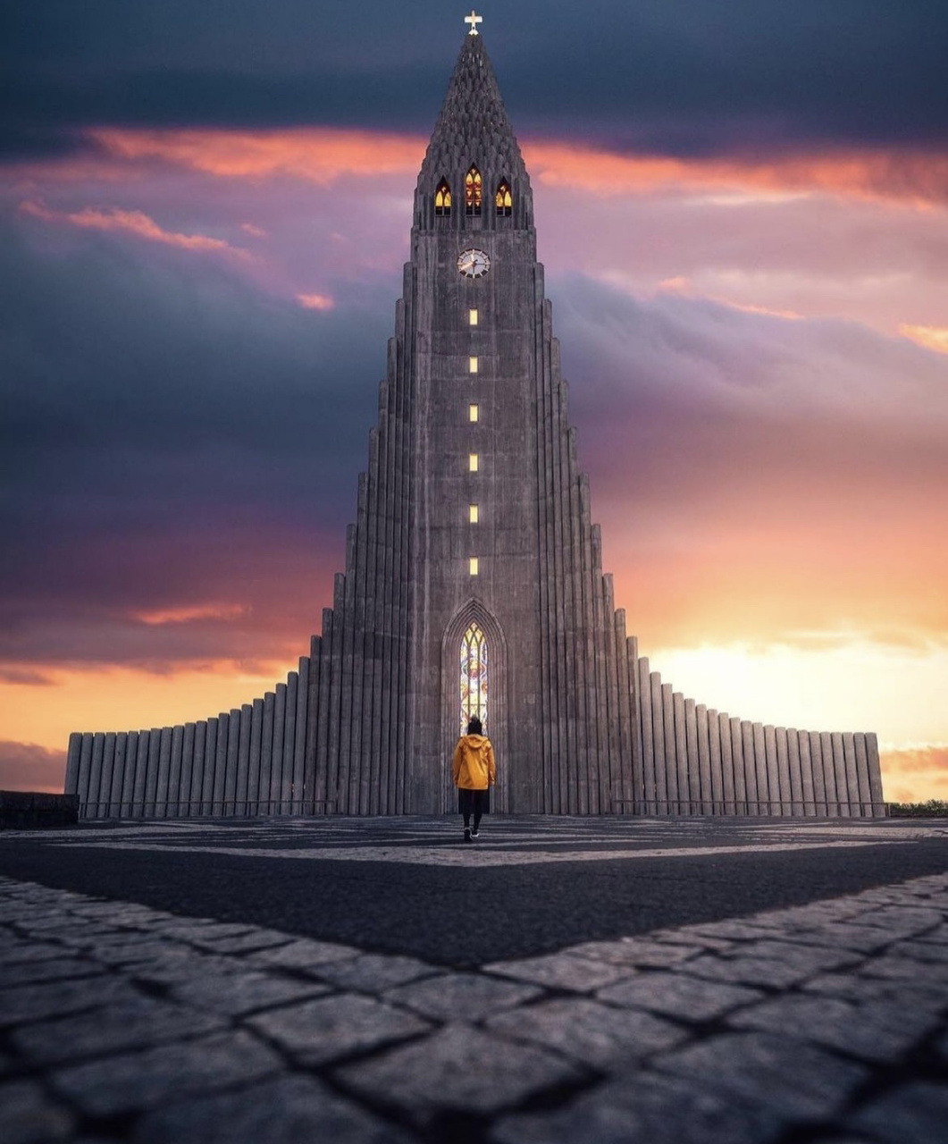 雷克雅未克的时空门