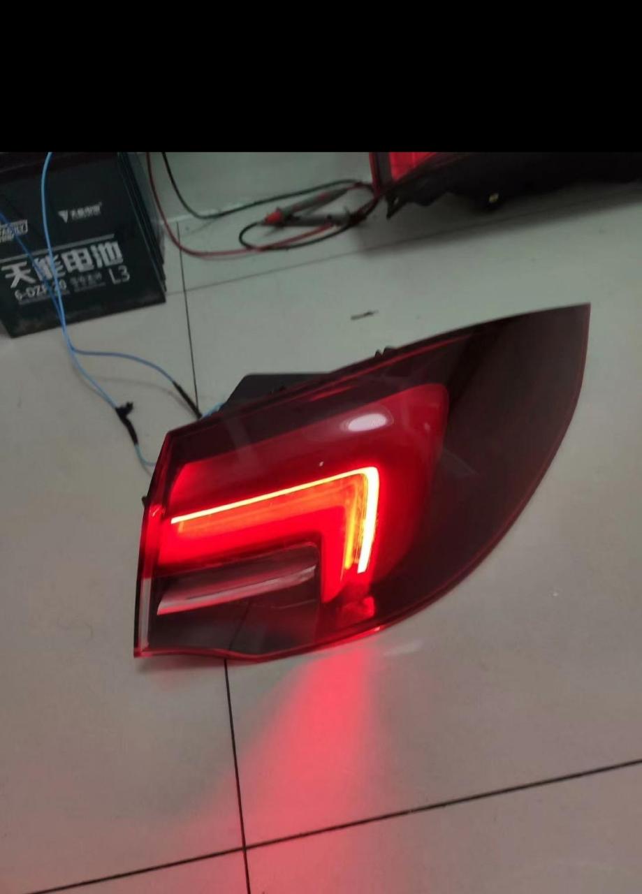 18.20款别克君威尾灯原厂纯拆
