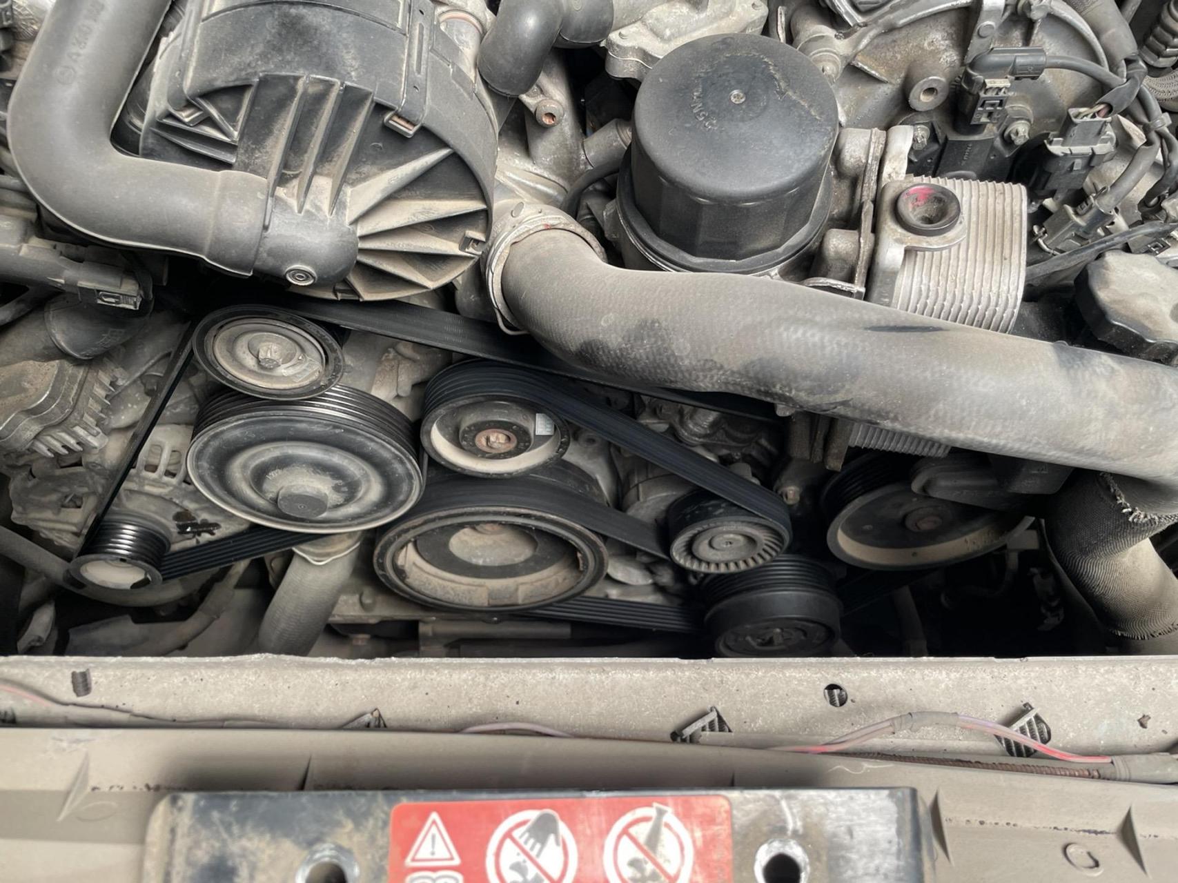 奔驰.助力泵异响 更换助力泵解决问题 感谢