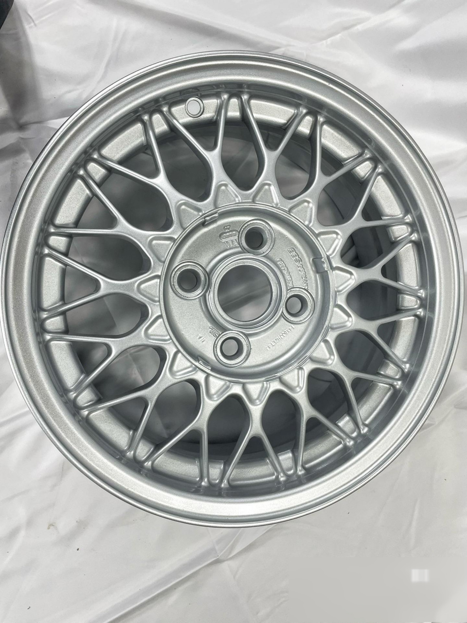 经典中古bbs轮毂 14寸  4x100 6j  et45  中心孔54.1  4.