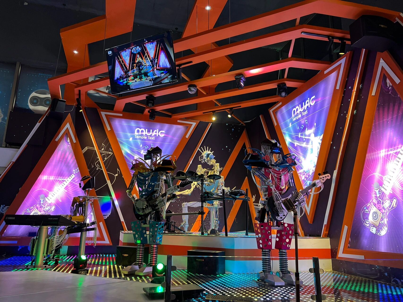 宝藏遛娃地儿   洛阳科技馆打卡 十一冒雨带娃来科技馆玩 洛阳科技馆