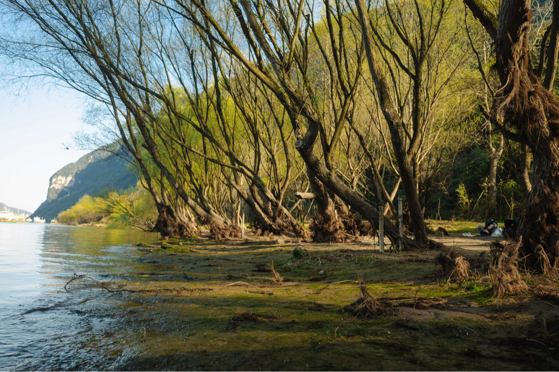 在宜昌打卡超美"洱海"平善坝 位于湖北宜昌西陵峡口的平善坝,自带一种