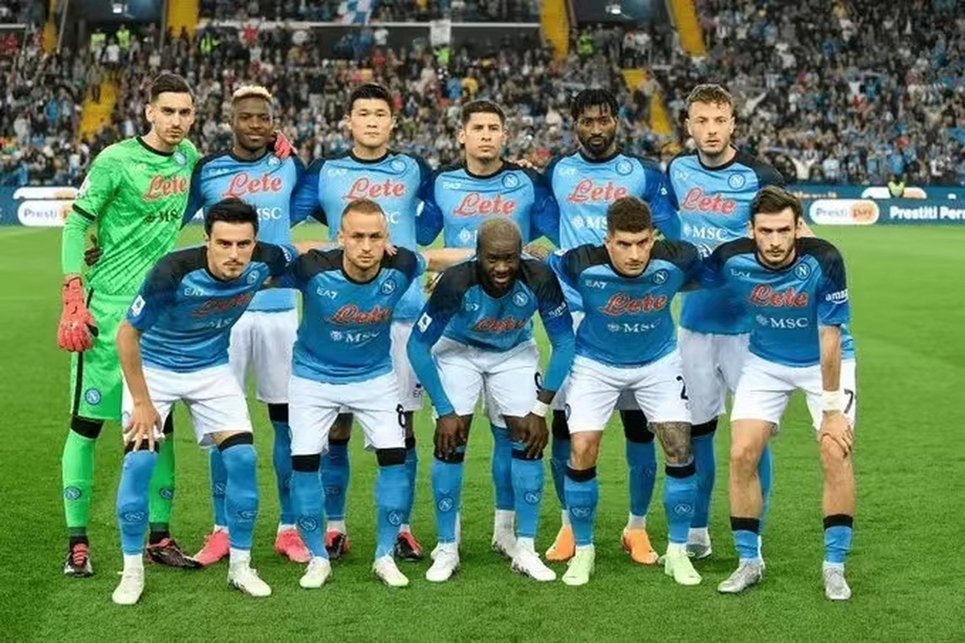 那不勒斯夺得意甲冠军##那不勒斯足球俱乐部# 在今天凌晨进行的壹甲