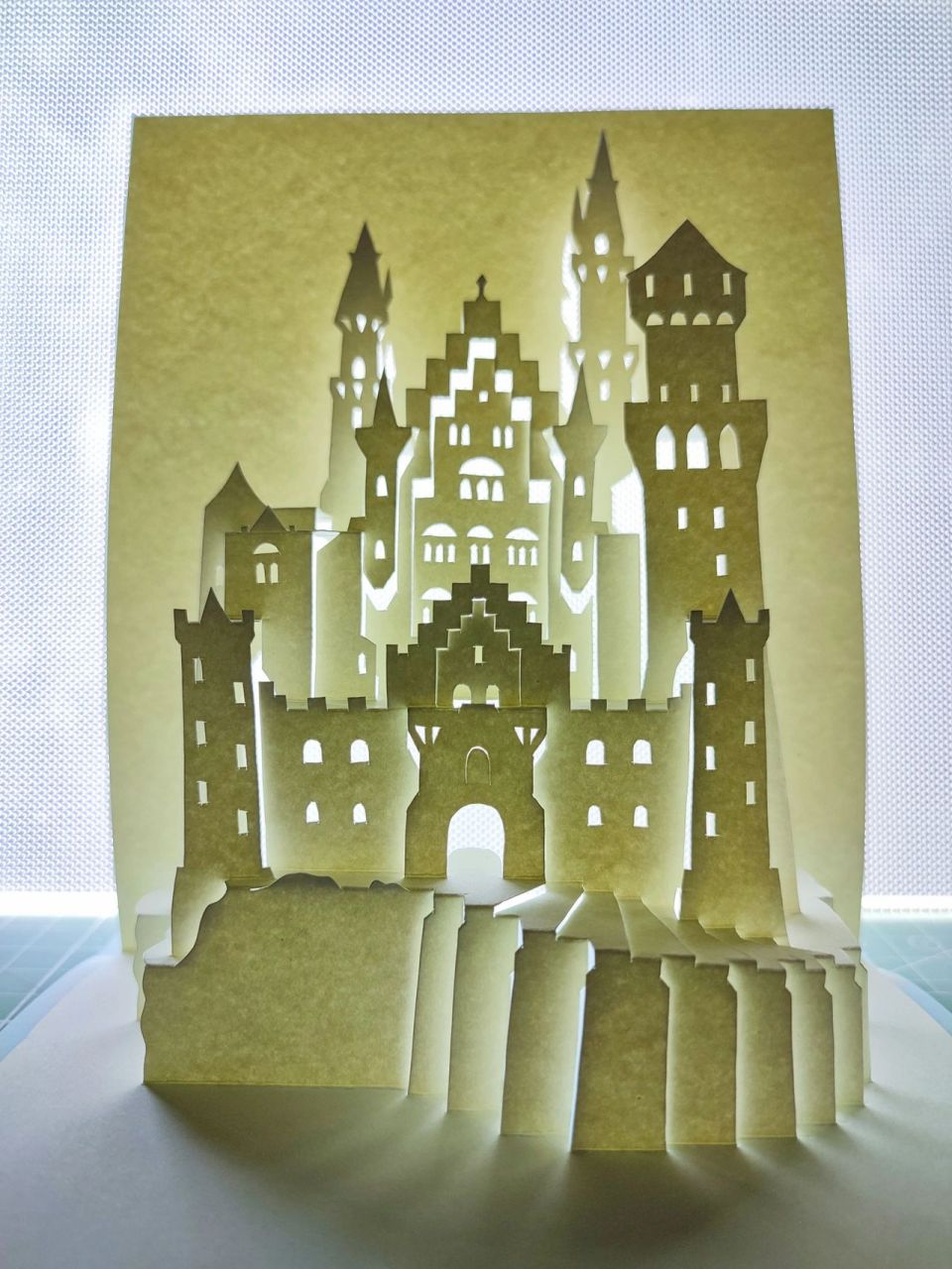 城堡9598立体纸雕贺卡分享(教程 图纸 名称:城堡纸雕贺卡(临摹)