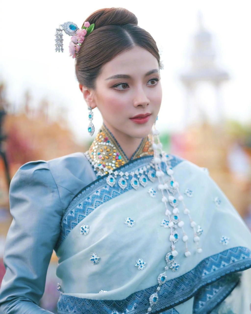 小水平采娜的这组图也太惊艳了吧,泰兰德女明星颜值好能打,怪不得说泰