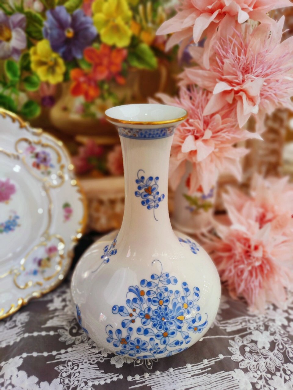 赫伦herend 匈牙利皇室御用瓷器 赫伦创立于1826年,得名自匈牙利著名