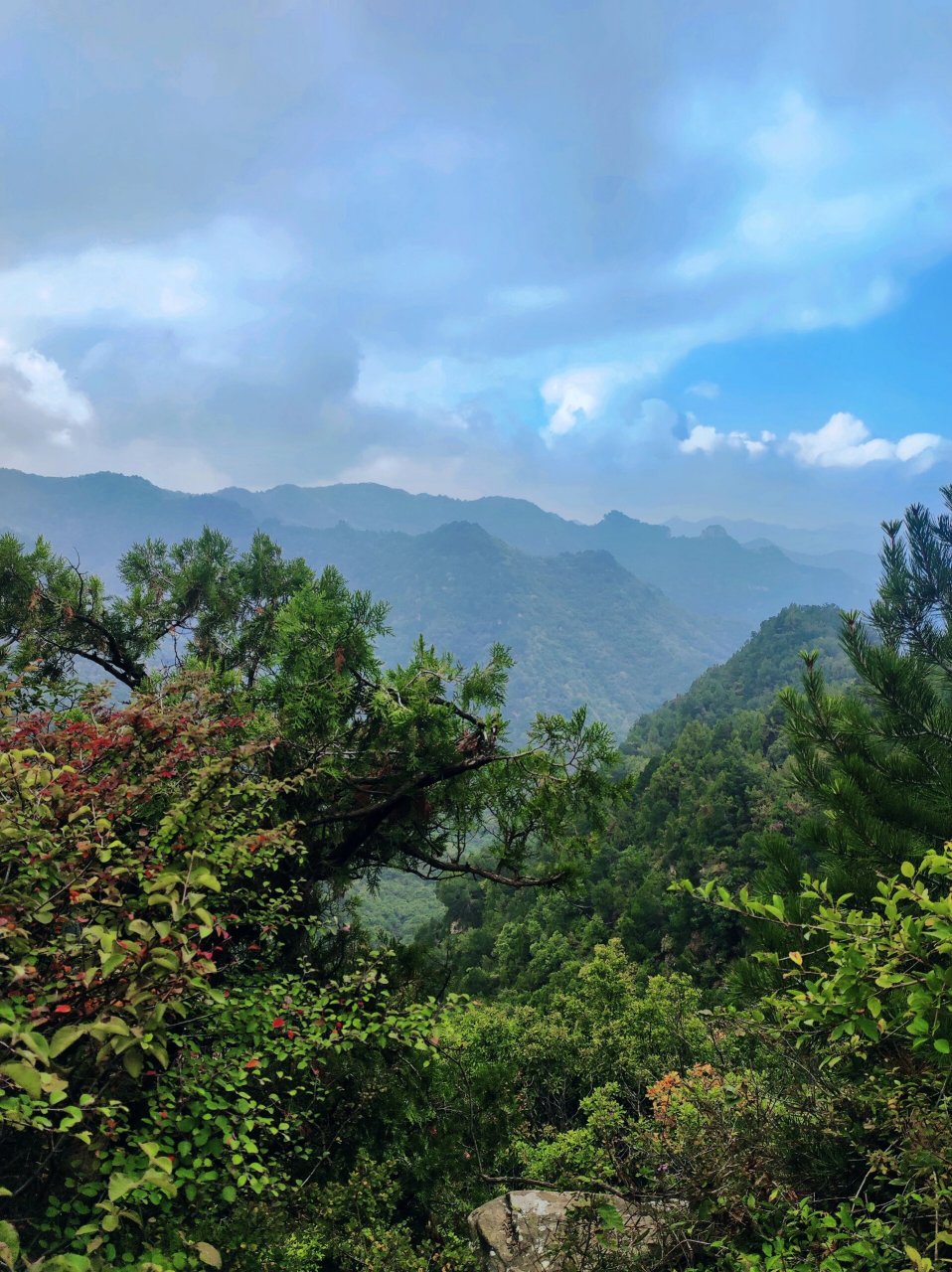 临汾人祖山   这么小众的景点为什么没有人推啊也是一个4a景区,风景