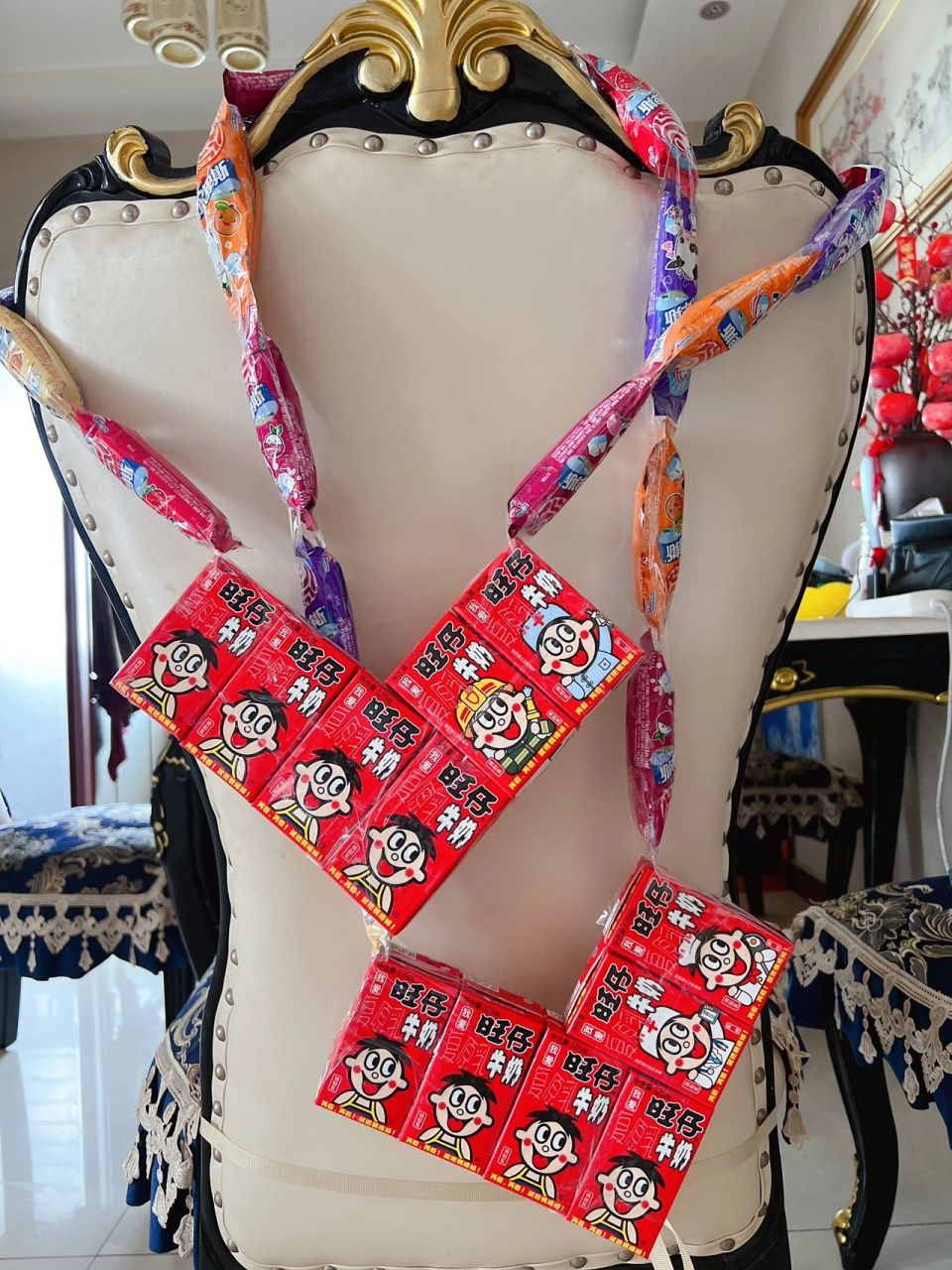 六一礼物9720元的快乐旺仔牛奶包附教程  六一手工 旺仔牛奶棒棒糖