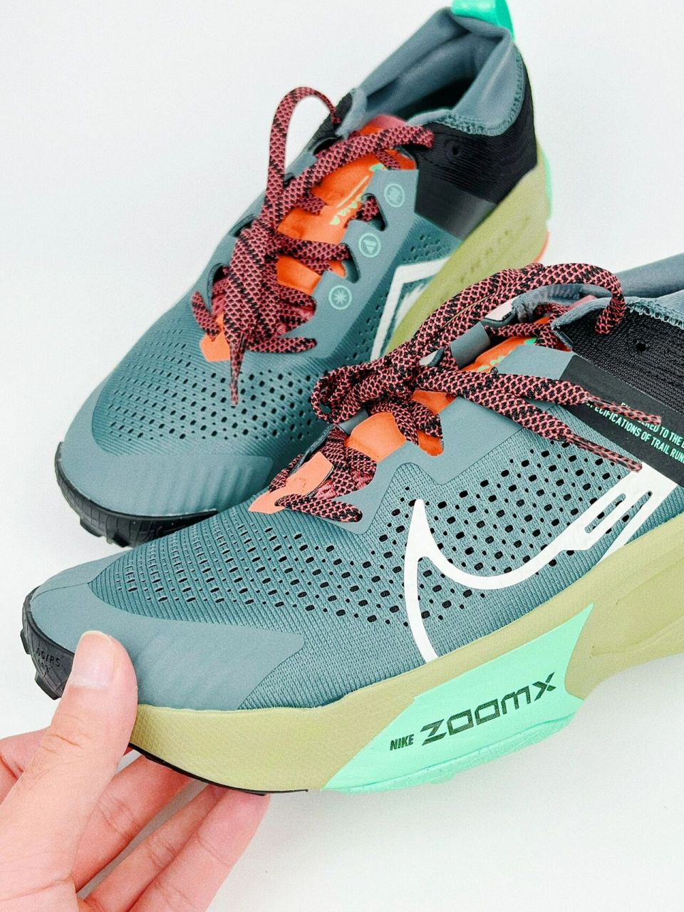 跑鞋界"苍蓝野兽"7315nikezoomx zegama trail 93如果说跑鞋界