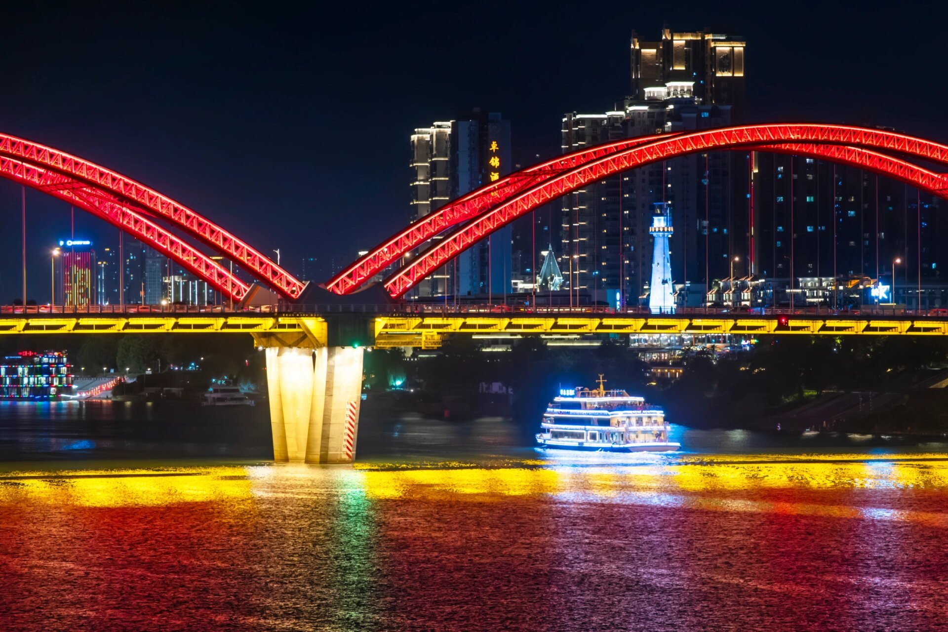 2023年南充嘉陵江夜景