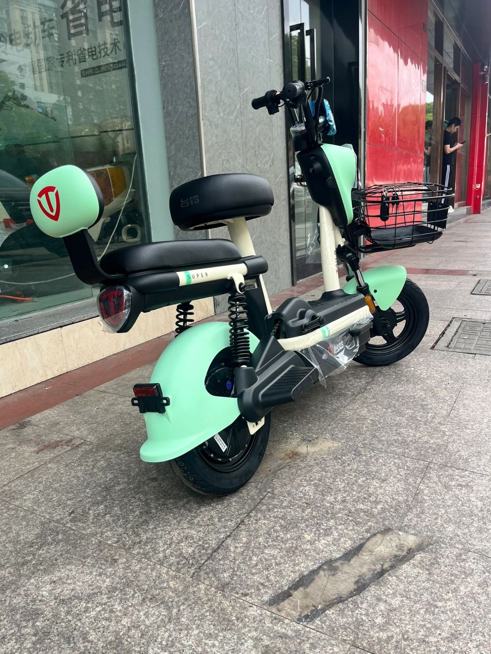 台铃团团plus-优雅的车身!